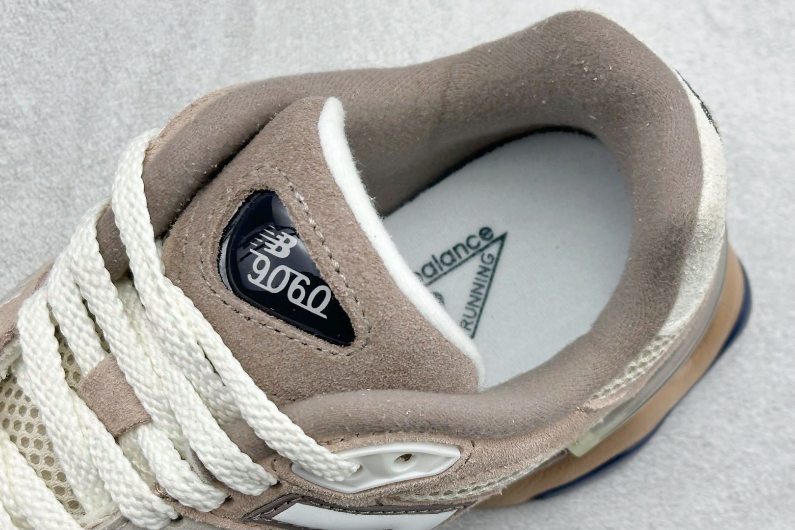 Joe Freshgoods x New Balance NB9060 联名款 复古休闲运动慢跑鞋 U9060ETN