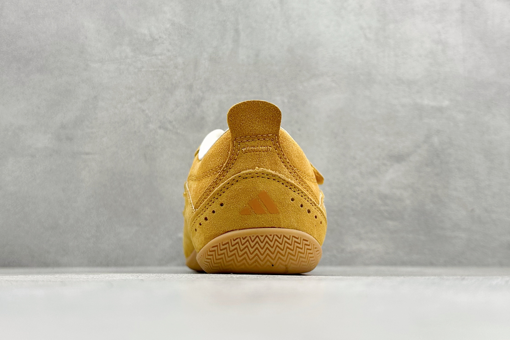 XL版AD Urban Reverie 魔术贴城市芭蕾风薄底休闲鞋 KJ4034