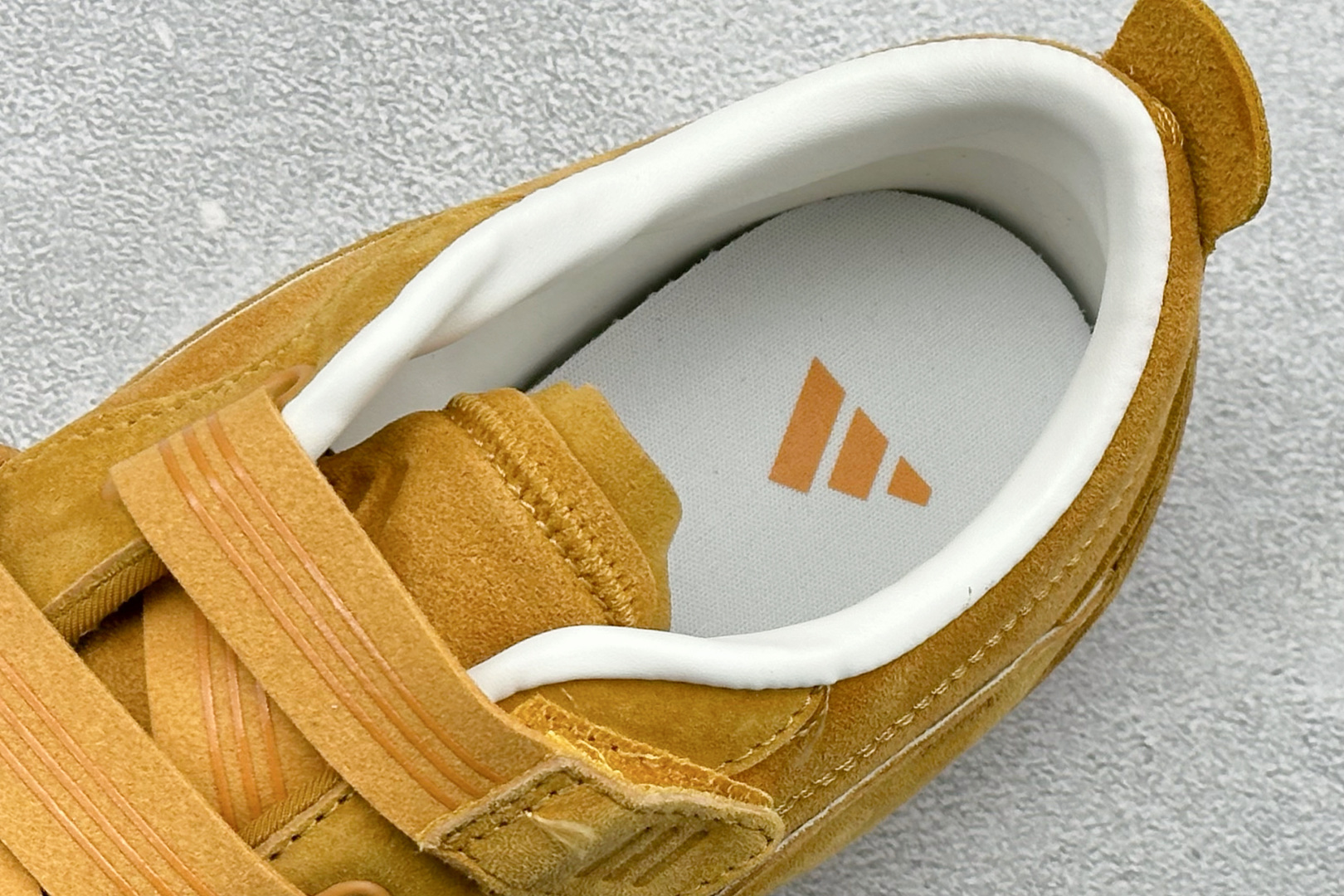 XL版AD Urban Reverie 魔术贴城市芭蕾风薄底休闲鞋 KJ4034