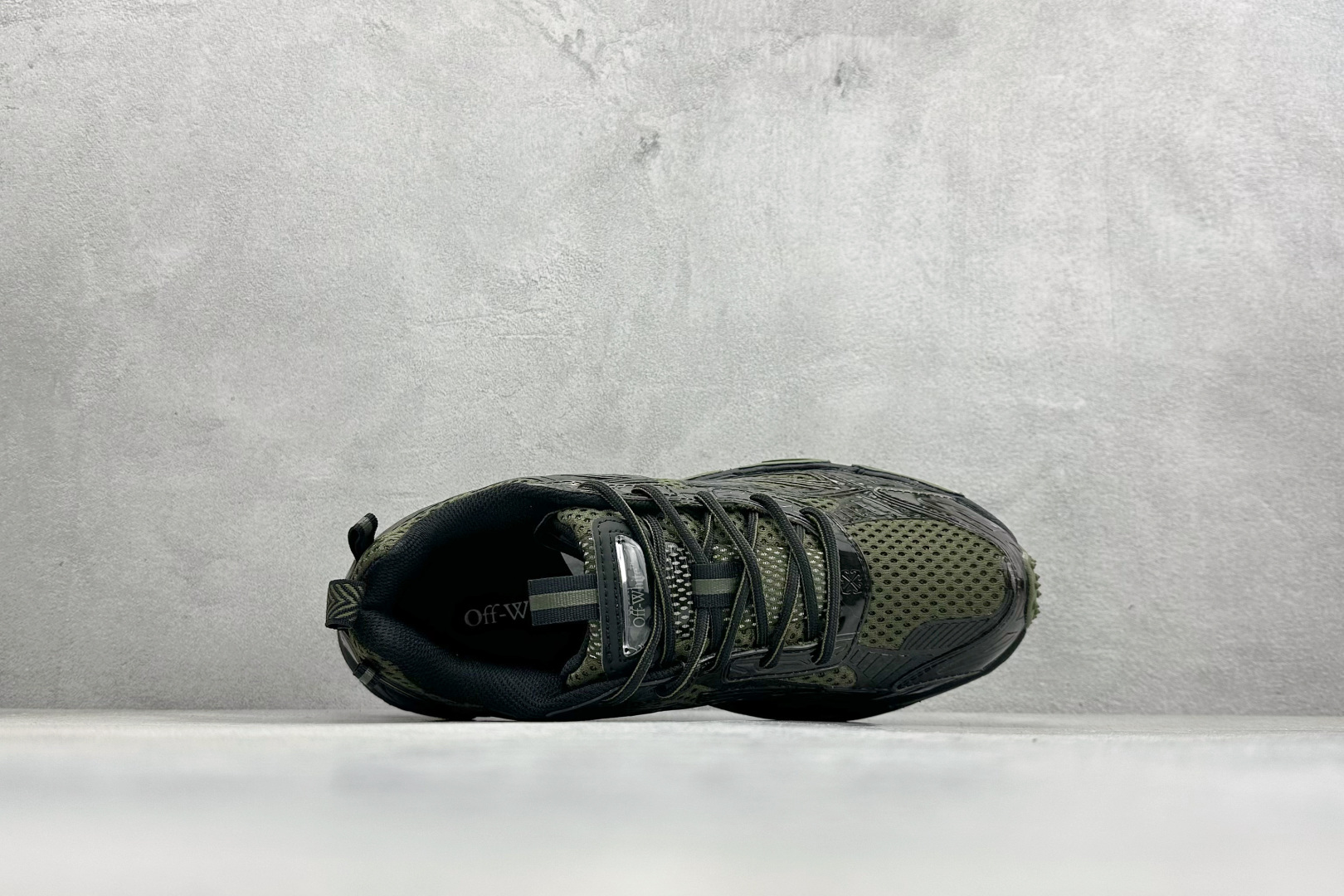 S版 Off-White 防滑耐磨透气性轻便跑鞋 OMIA295F25FAB0036310