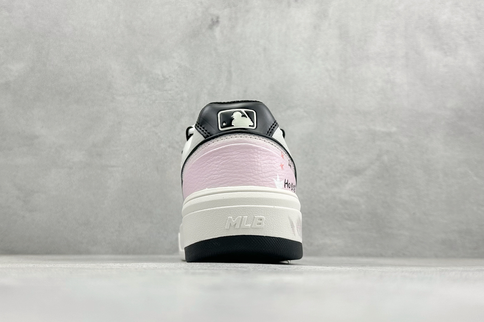 MLB CHUNKY 印花网红老爹鞋 涂鸦恶作剧 3ASXCA12N