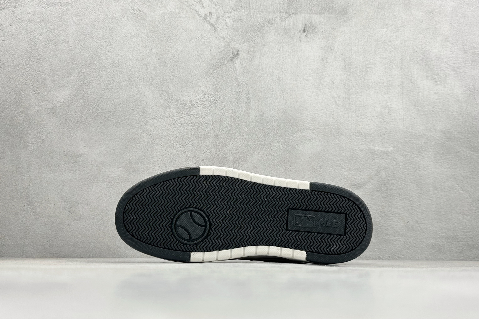 MLB CHUNKY 印花网红老爹鞋 涂鸦恶作剧 3ASXCA12N