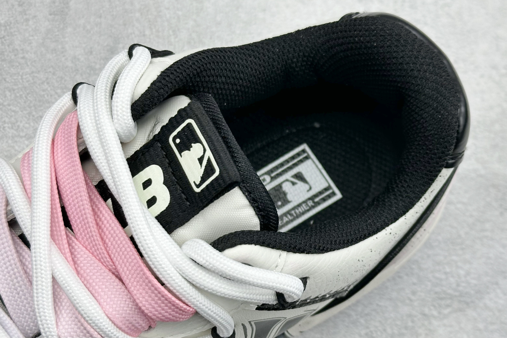 MLB CHUNKY 印花网红老爹鞋 涂鸦恶作剧 3ASXCA12N