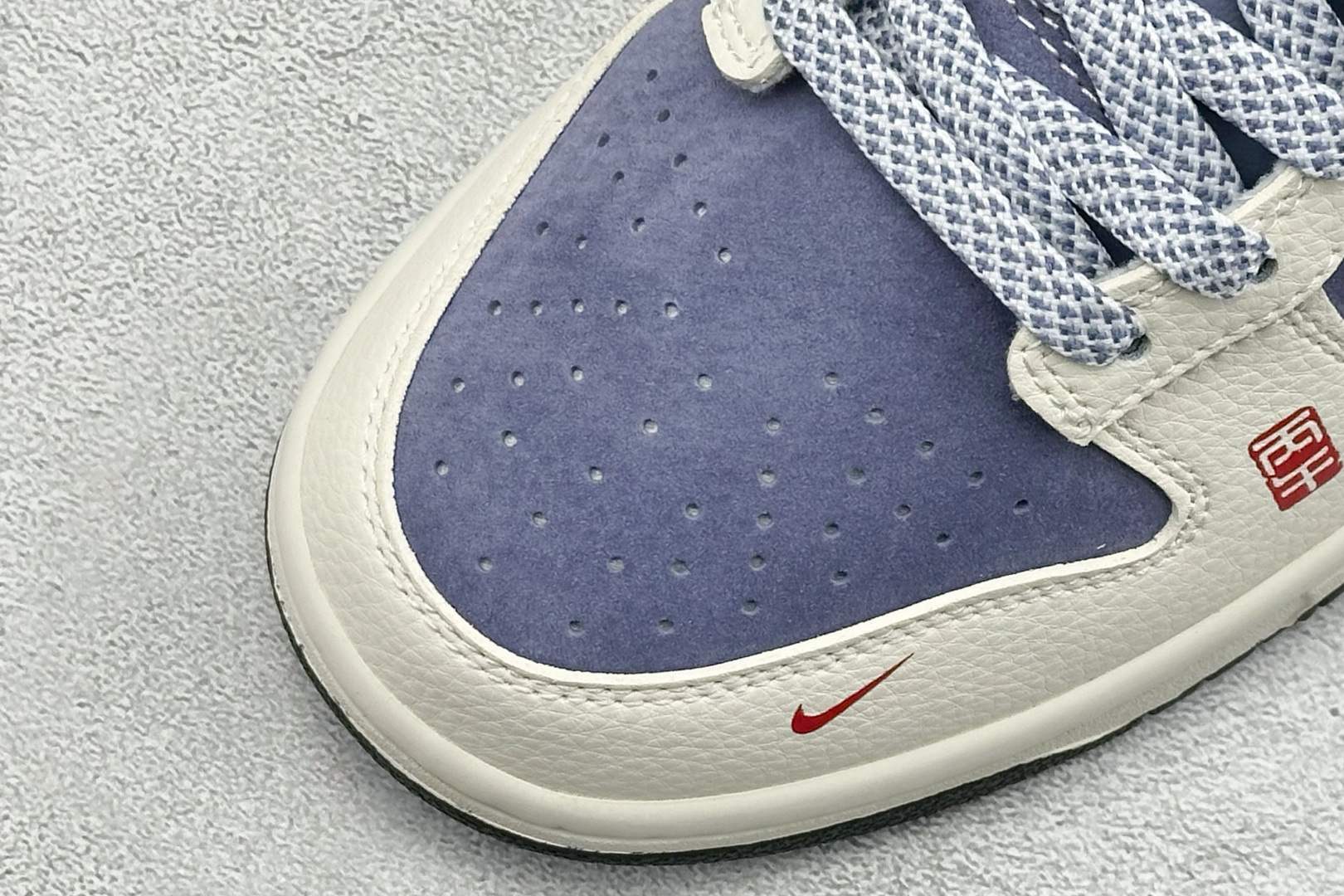 Nike SB Dunk Low Supreme联名 马年限定 周年高端定制 低帮休闲板鞋 DN3168-015