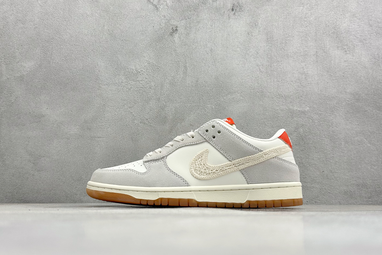 XL福利NIKE DUNK LOW 复古低帮休闲运动滑板板鞋采用脚感柔软舒适ZoomAir气垫有效吸收滑