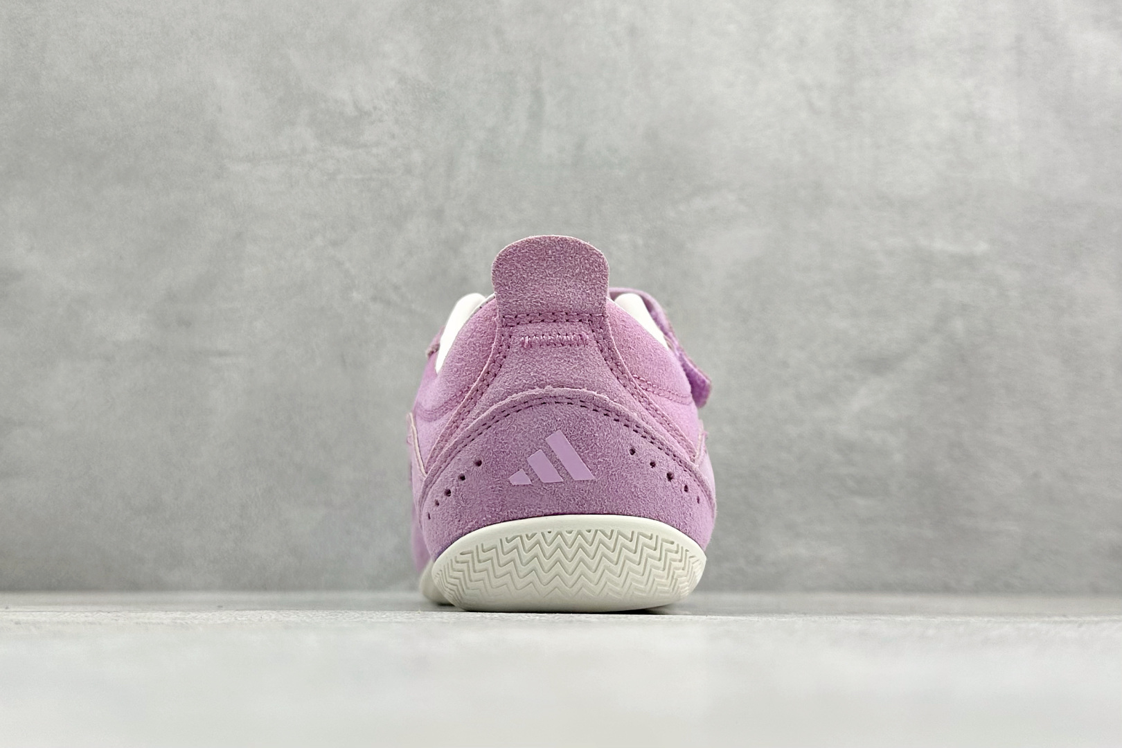 XL版AD Urban Reverie 魔术贴城市芭蕾风薄底休闲鞋 KJ4035