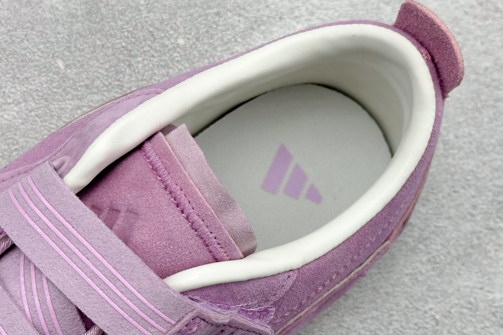 XL版AD Urban Reverie 魔术贴城市芭蕾风薄底休闲鞋 KJ4035