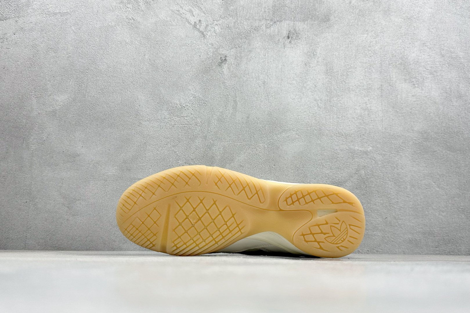 AdidOriginals Gazelle Sala - Men's 阿迪达斯运动跑步鞋 HQ7303