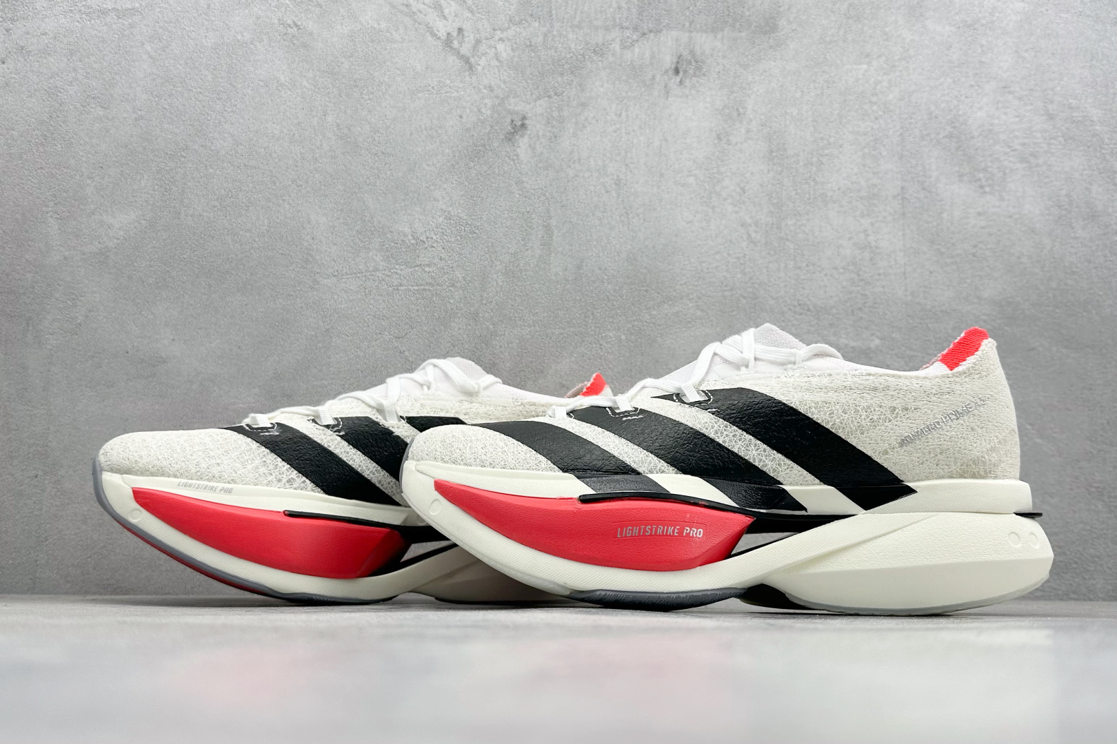 YH版AdidAdizero Prime Strung 舒适防滑耐磨低帮跑步鞋 JR2597