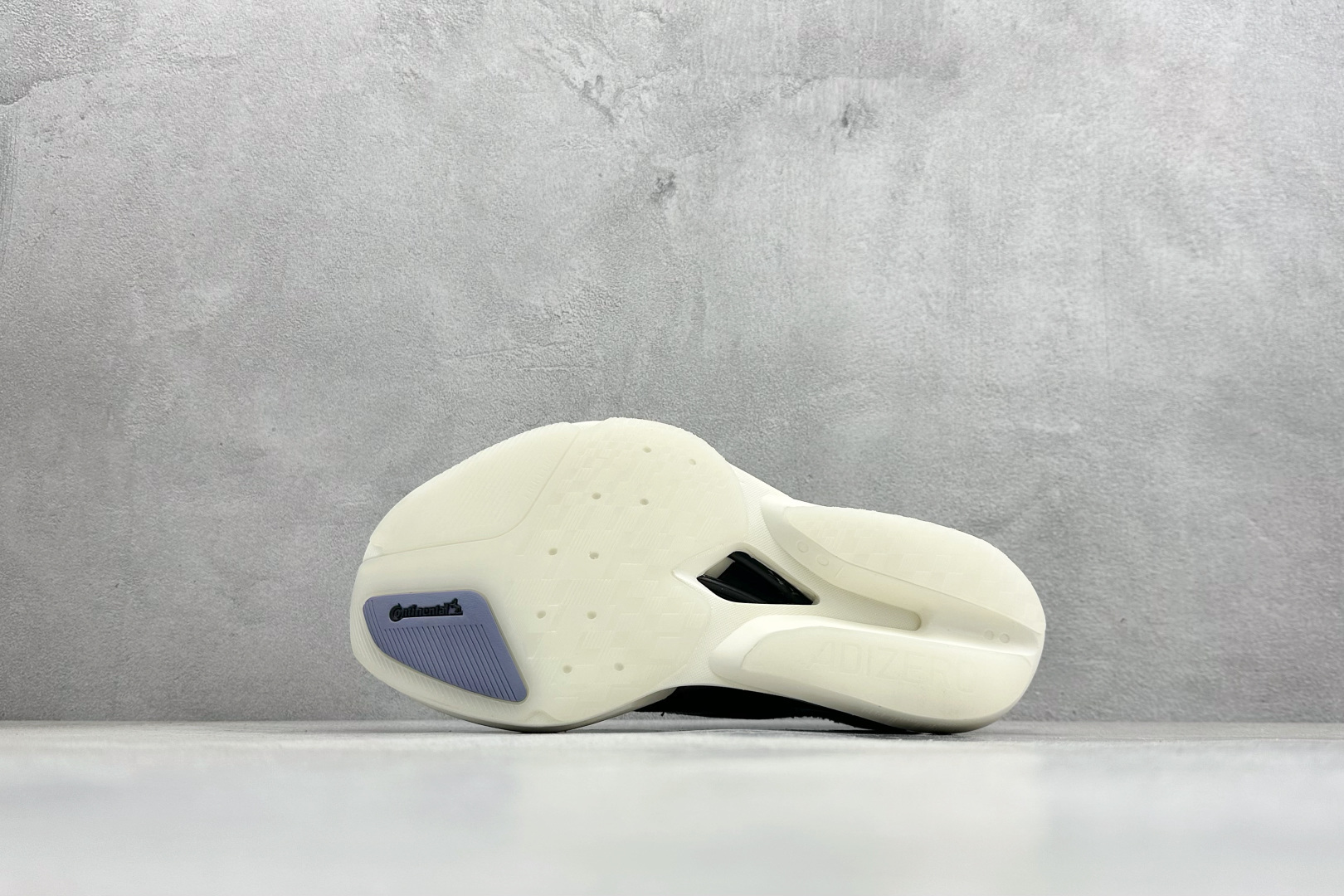 YH版AdidAdizero Prime Strung 舒适防滑耐磨低帮跑步鞋 JR6369