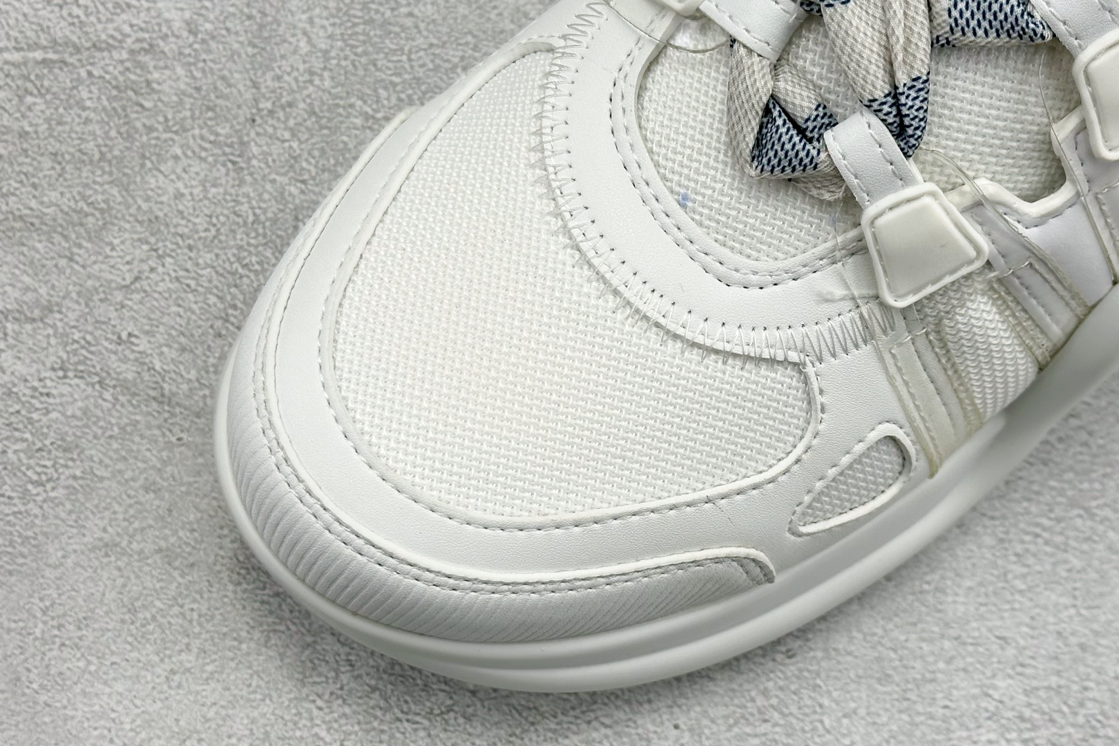 480 YS纯原LOUIS VUITTON Archlight1.0皮革蝴蝶结鞋带耐磨 低帮运动休闲鞋-Chinese UA Cheap High Quatity Brand Clothes Bags handbags Sneakers wholesale wholesaler seller from China Factory suppliers Fashion Clothing Shoes best Quality Beautiful Price 480 YS纯原LOUIS VUITTON Archlight1.0皮革蝴蝶结鞋带耐磨 低帮运动休闲鞋