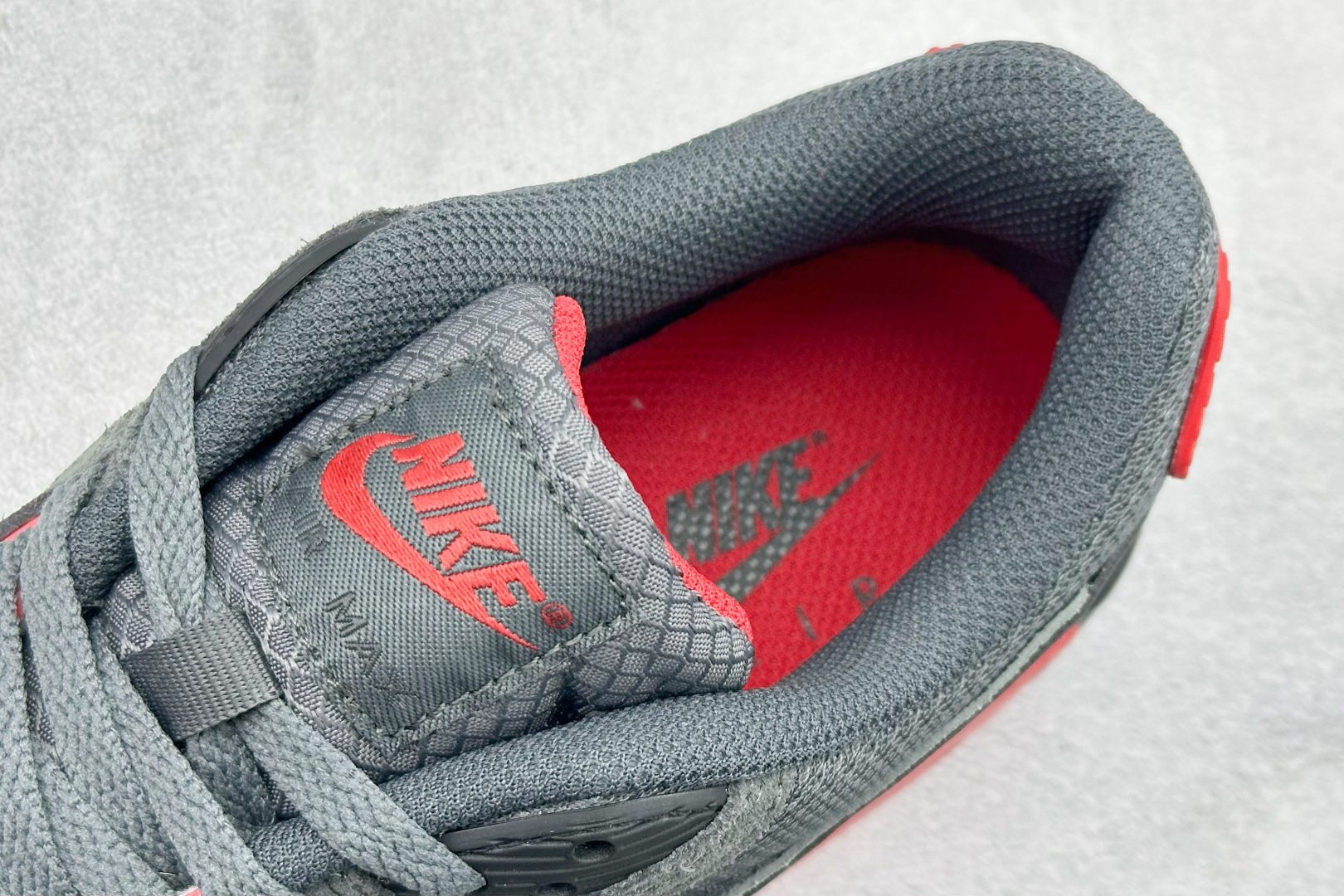 200 Nike Air Max 90 耐克复古气垫跑鞋 DM0029-007-Chinese UA Cheap High Quatity Brand Clothes Bags handbags Sneakers wholesale wholesaler seller from China Factory suppliers Fashion Clothing Shoes best Quality Beautiful Price 200 Nike Air Max 90 耐克复古气垫跑鞋 DM0029-007