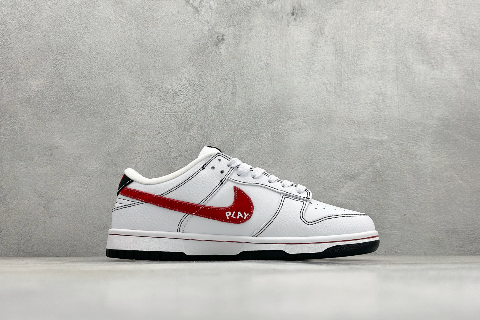 280 Nike SB Dunk Low ”北面联名“——白红黑” 高端定制 低帮休闲板鞋 YF9511-910-Chinese UA Cheap High Quatity Brand Clothes Bags handbags Sneakers wholesale wholesaler seller from China Factory suppliers Fashion Clothing Shoes best Quality Beautiful Price 280 Nike SB Dunk Low ”北面联名“——白红黑” 高端定制 低帮休闲板鞋 YF9511-910