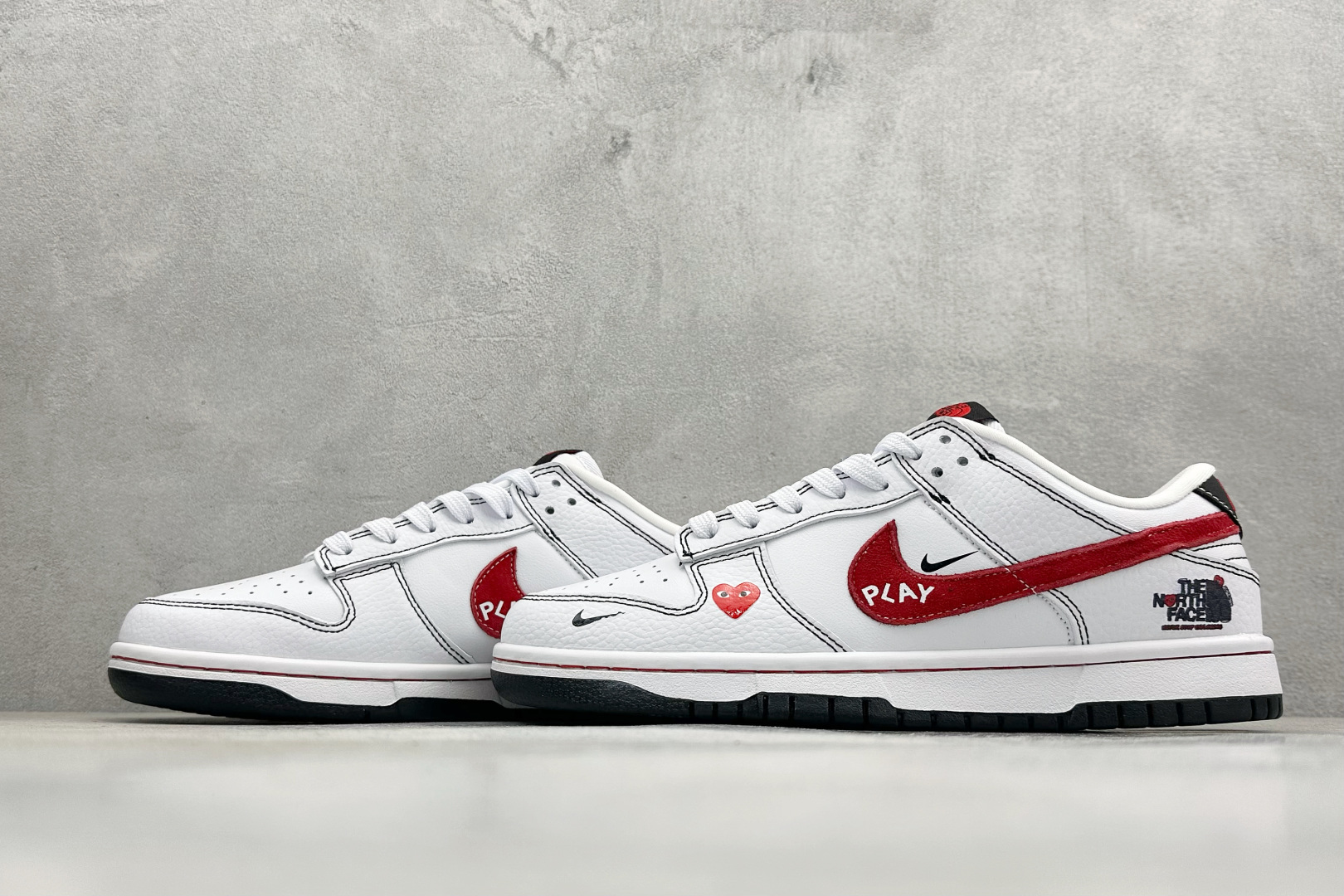 280 Nike SB Dunk Low ”北面联名“——白红黑” 高端定制 低帮休闲板鞋 YF9511-910-Chinese UA Cheap High Quatity Brand Clothes Bags handbags Sneakers wholesale wholesaler seller from China Factory suppliers Fashion Clothing Shoes best Quality Beautiful Price 280 Nike SB Dunk Low ”北面联名“——白红黑” 高端定制 低帮休闲板鞋 YF9511-910