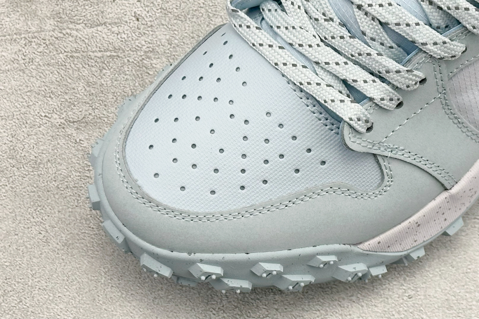 Nike Air Jordan 1 Element Gore-Tex 耐克 经典耐用 低帮跑步鞋将现代匠