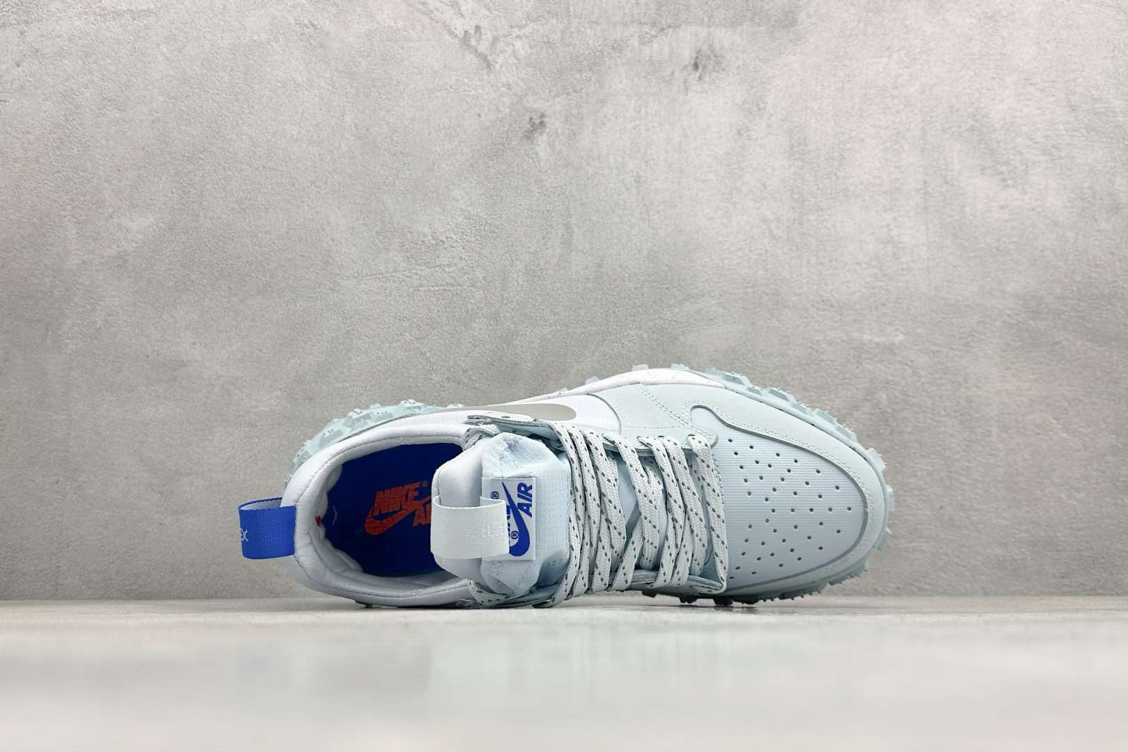 Nike Air Jordan 1 Element Gore-Tex 耐克 经典耐用 低帮跑步鞋将现代匠