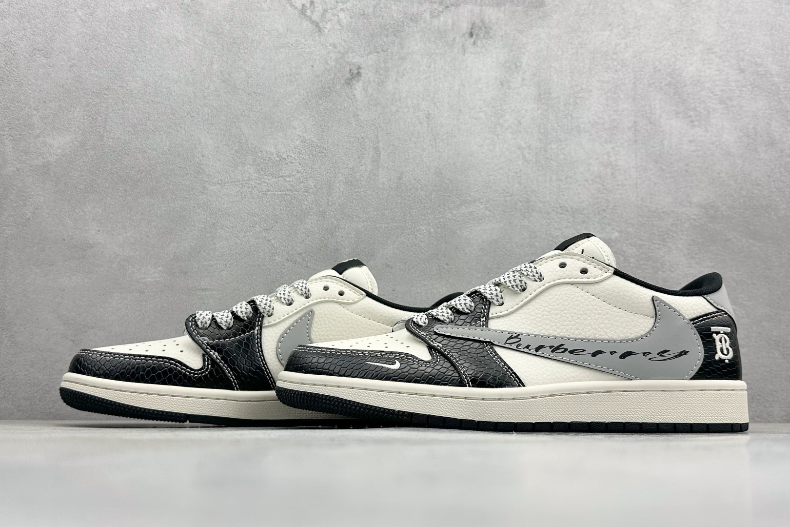 260 Air Jordan 1 Low AJ1 乔1 巴宝莉联名高端定制 倒钩低帮复古篮球鞋 HS1239-003