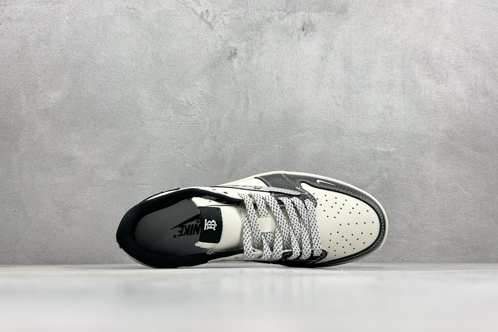260 Air Jordan 1 Low AJ1 乔1 巴宝莉联名高端定制 倒钩低帮复古篮球鞋 HS1239-003