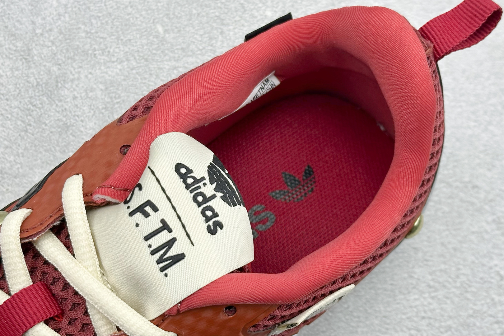 180 Adidas Adizero PR SFTM 柔软舒适防滑耐磨 低帮跑步鞋 HP3522-Chinese UA Cheap High Quatity Brand Clothes Bags handbags Sneakers wholesale wholesaler seller from China Factory suppliers Fashion Clothing Shoes best Quality Beautiful Price 180 Adidas Adizero PR SFTM 柔软舒适防滑耐磨 低帮跑步鞋 HP3522