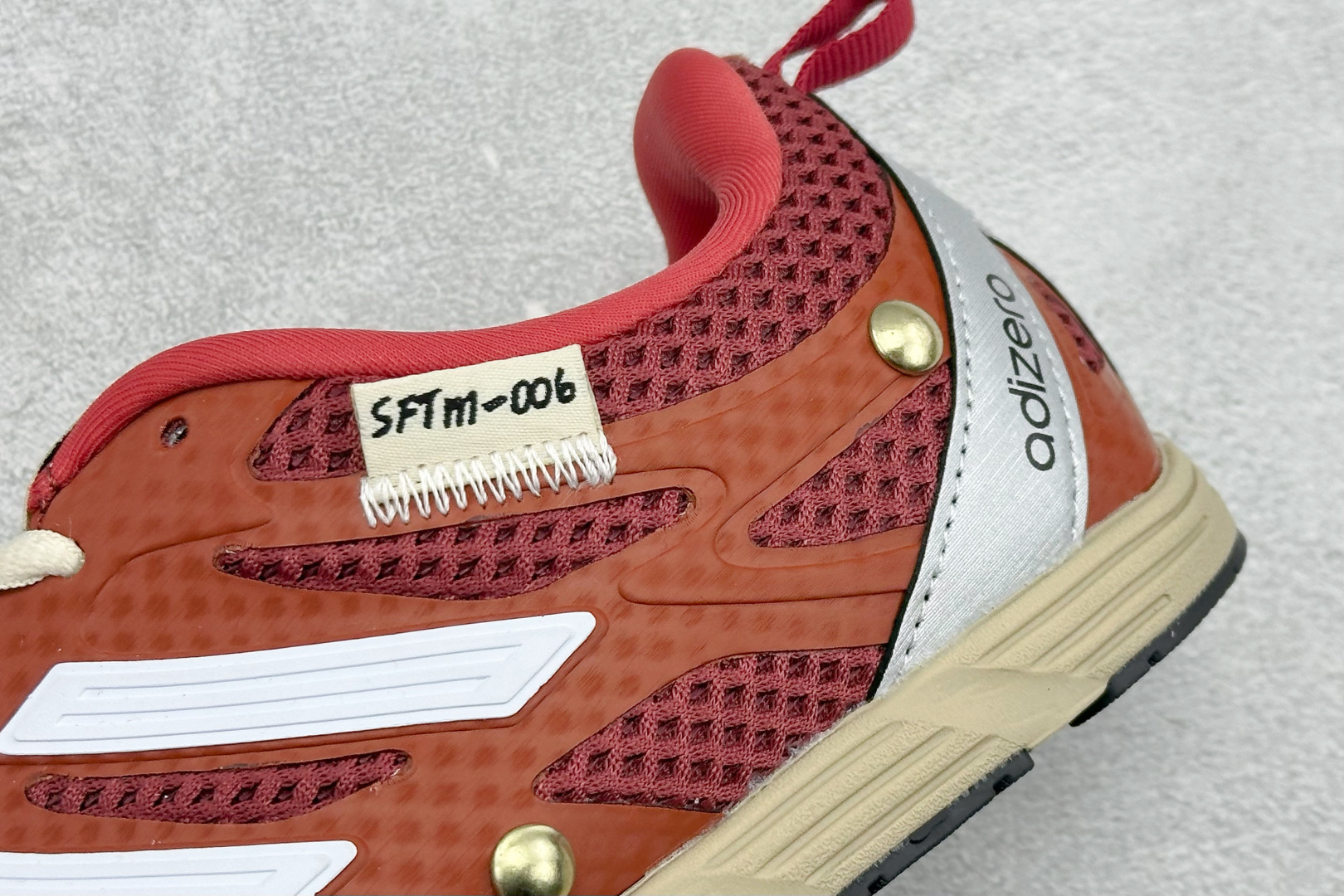 180 Adidas Adizero PR SFTM 柔软舒适防滑耐磨 低帮跑步鞋 HP3522-Chinese UA Cheap High Quatity Brand Clothes Bags handbags Sneakers wholesale wholesaler seller from China Factory suppliers Fashion Clothing Shoes best Quality Beautiful Price 180 Adidas Adizero PR SFTM 柔软舒适防滑耐磨 低帮跑步鞋 HP3522