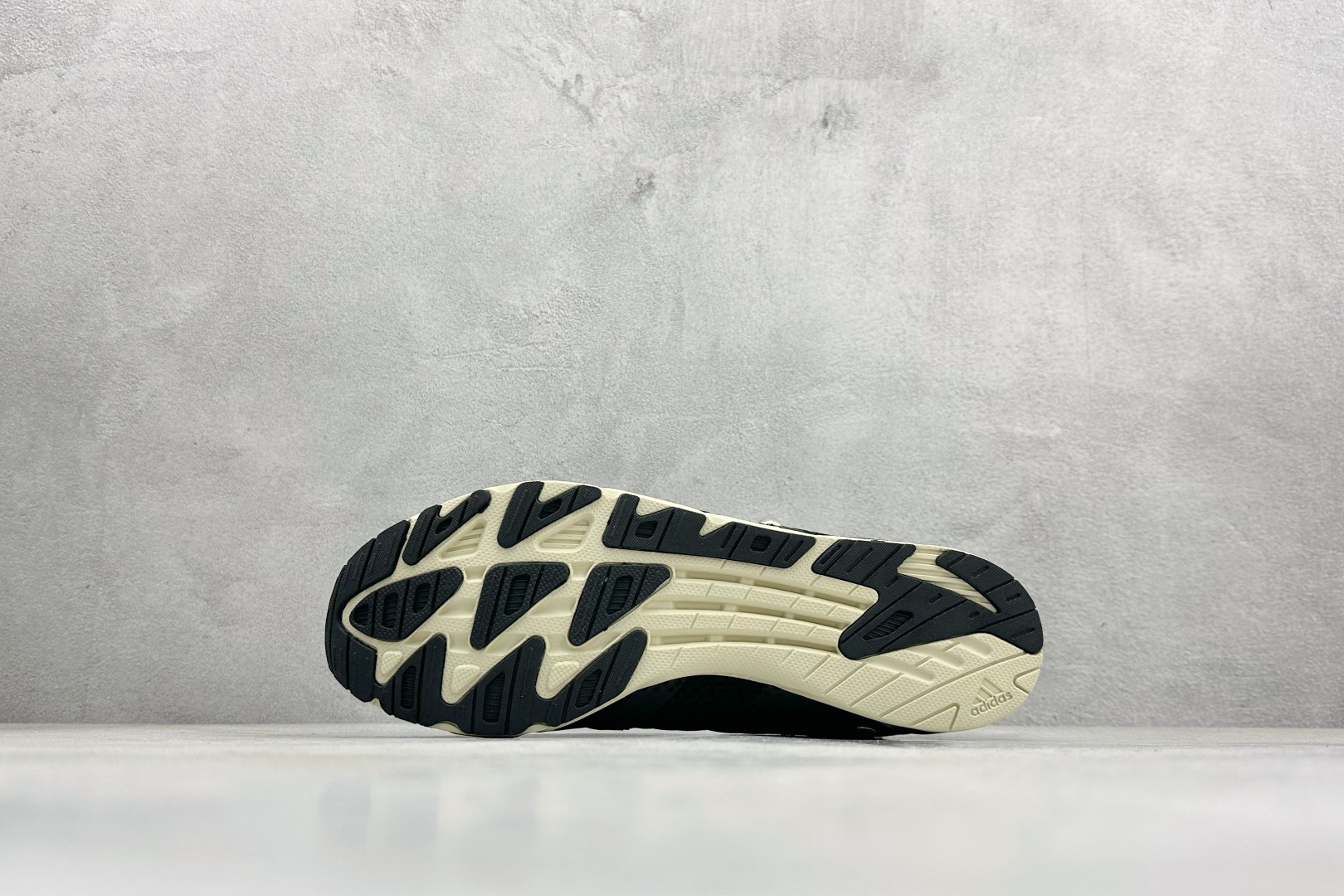 180 Adidas Adizero PR SFTM 柔软舒适防滑耐磨 低帮跑步鞋 HP3523-Chinese UA Cheap High Quatity Brand Clothes Bags handbags Sneakers wholesale wholesaler seller from China Factory suppliers Fashion Clothing Shoes best Quality Beautiful Price 180 Adidas Adizero PR SFTM 柔软舒适防滑耐磨 低帮跑步鞋 HP3523