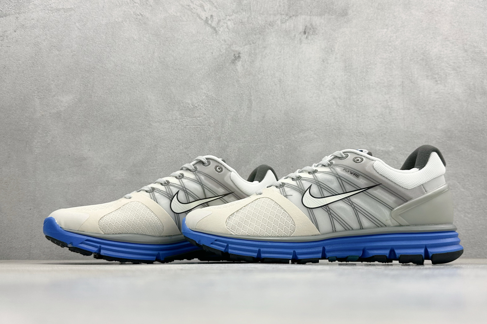 200 NIKE LUNARGLIDE+2 耐克简约舒适防滑耐磨经典低帮跑鞋 407648-110-Chinese UA Cheap High Quatity Brand Clothes Bags handbags Sneakers wholesale wholesaler seller from China Factory suppliers Fashion Clothing Shoes best Quality Beautiful Price 200 NIKE LUNARGLIDE+2 耐克简约舒适防滑耐磨经典低帮跑鞋 407648-110