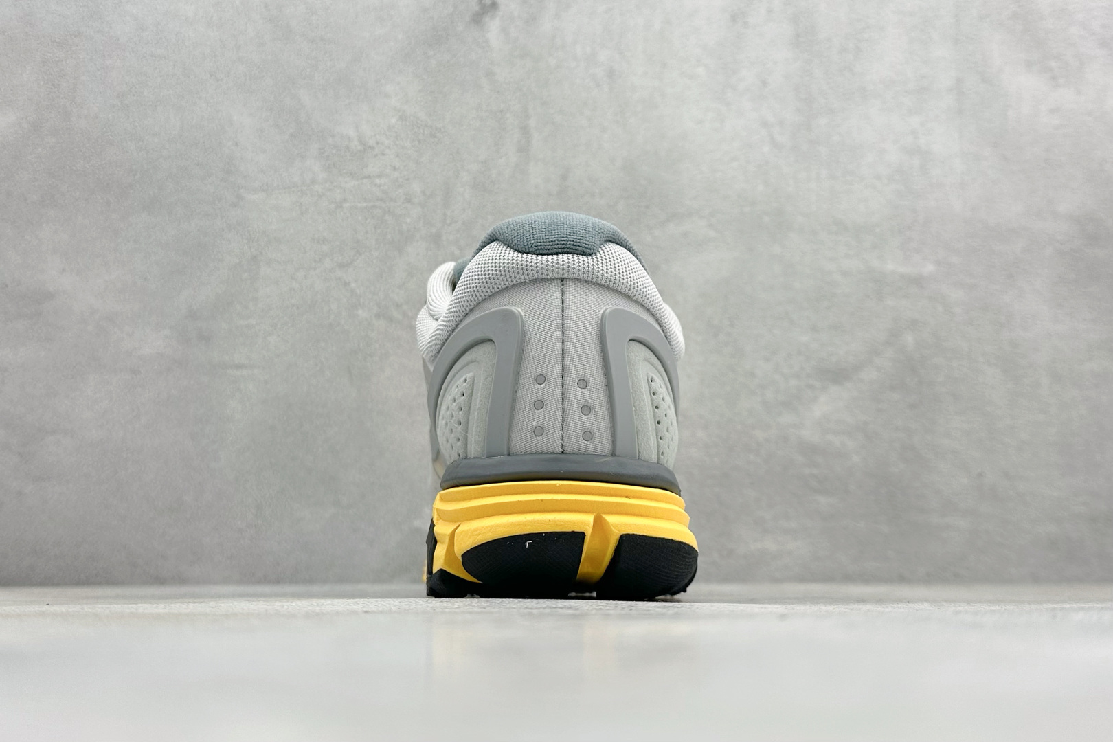 200 NIKE LUNARGLIDE+2 耐克简约舒适防滑耐磨经典低帮跑鞋 408921-007