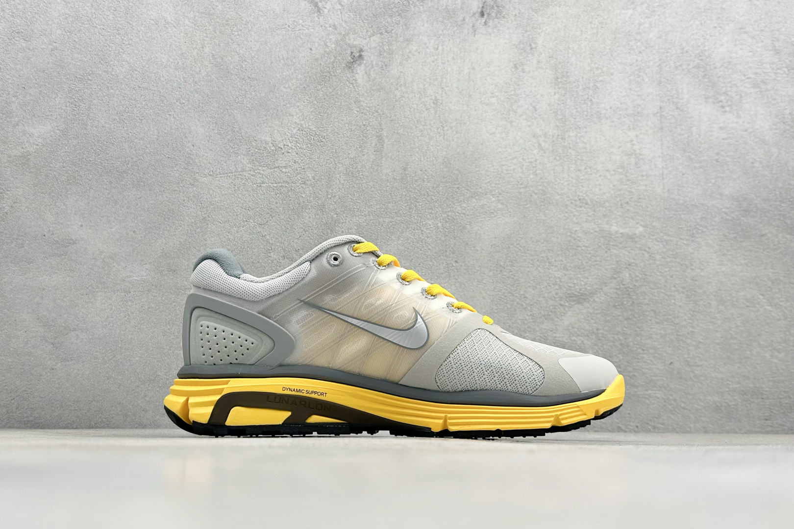 200 NIKE LUNARGLIDE+2 耐克简约舒适防滑耐磨经典低帮跑鞋 408921-007