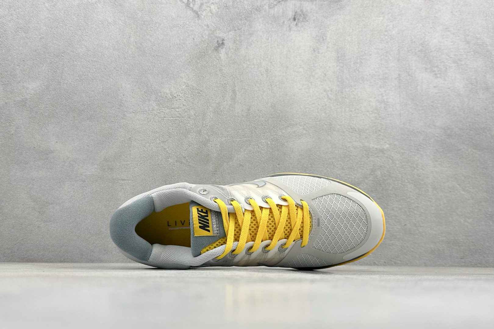200 NIKE LUNARGLIDE+2 耐克简约舒适防滑耐磨经典低帮跑鞋 408921-007
