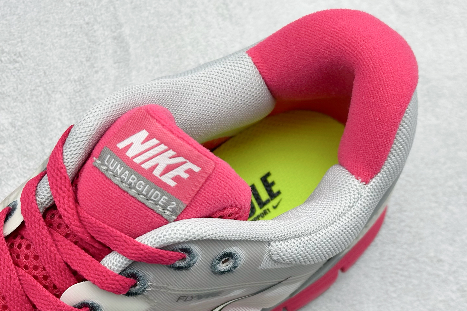 200 NIKE LUNARGLIDE+2 耐克简约舒适防滑耐磨经典低帮跑鞋 407647-002