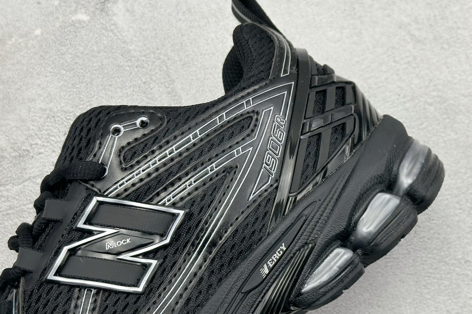 200 GS版New Balance M1906系列复古单品宝藏老爹鞋 复古元素叠加 质感超级棒 M1906RCH-Chinese UA Cheap High Quatity Brand Clothes Bags handbags Sneakers wholesale wholesaler seller from China Factory suppliers Fashion Clothing Shoes best Quality Beautiful Price 200 GS版New Balance M1906系列复古单品宝藏老爹鞋 复古元素叠加 质感超级棒 M1906RCH