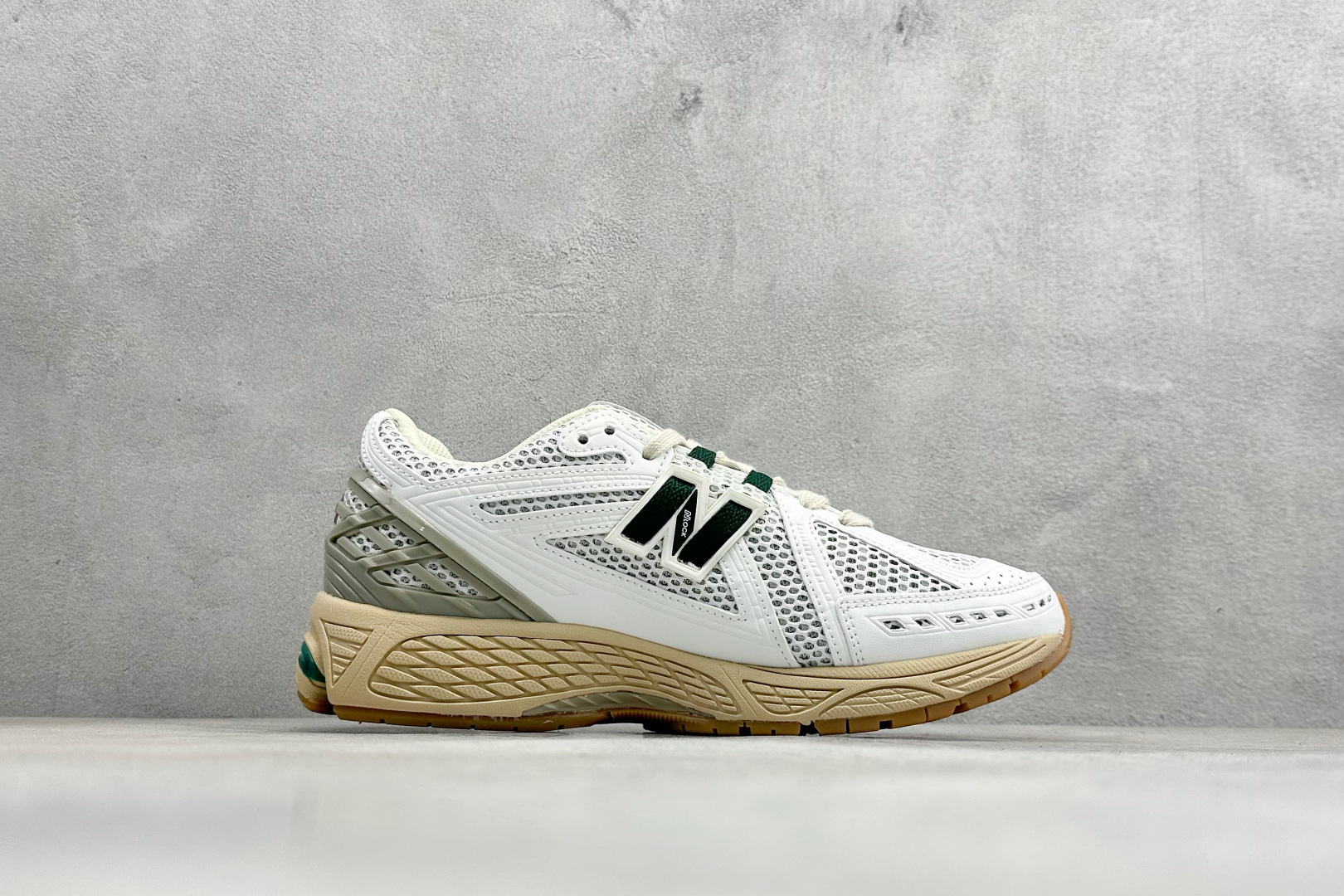200 GS版New Balance M1906系列复古单品宝藏老爹鞋 M1906RQ-Chinese UA Cheap High Quatity Brand Clothes Bags handbags Sneakers wholesale wholesaler seller from China Factory suppliers Fashion Clothing Shoes best Quality Beautiful Price 200 GS版New Balance M1906系列复古单品宝藏老爹鞋 M1906RQ