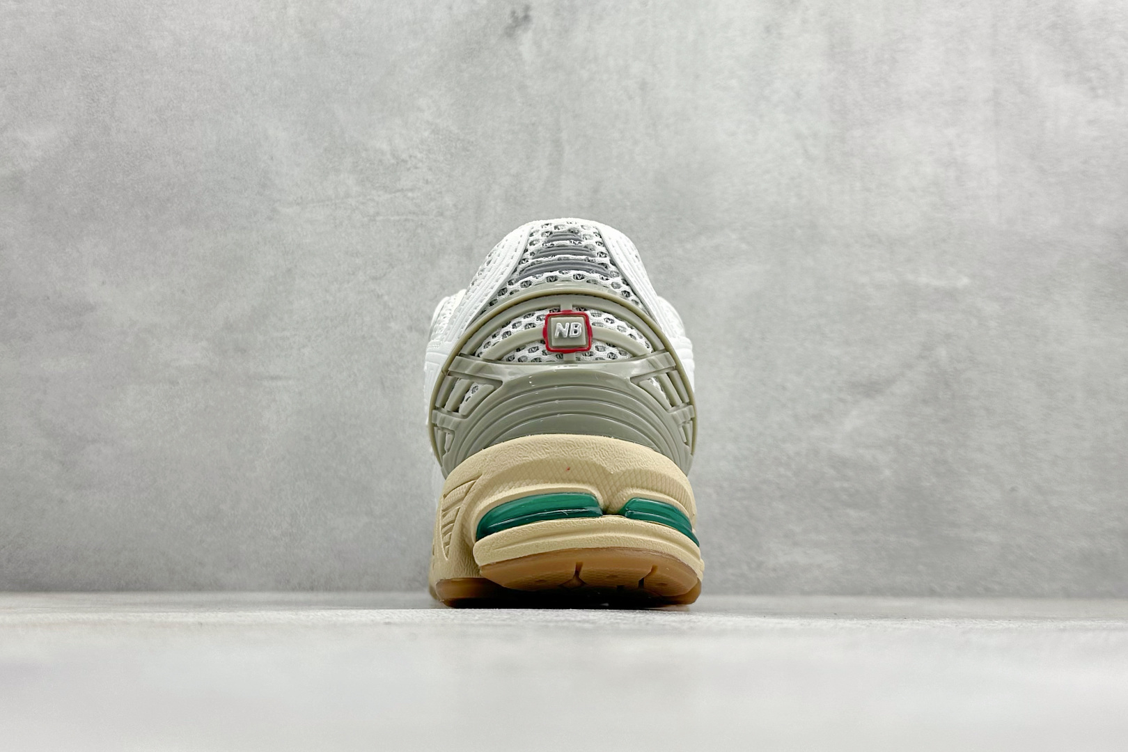 200 GS版New Balance M1906系列复古单品宝藏老爹鞋 M1906RQ-Chinese UA Cheap High Quatity Brand Clothes Bags handbags Sneakers wholesale wholesaler seller from China Factory suppliers Fashion Clothing Shoes best Quality Beautiful Price 200 GS版New Balance M1906系列复古单品宝藏老爹鞋 M1906RQ