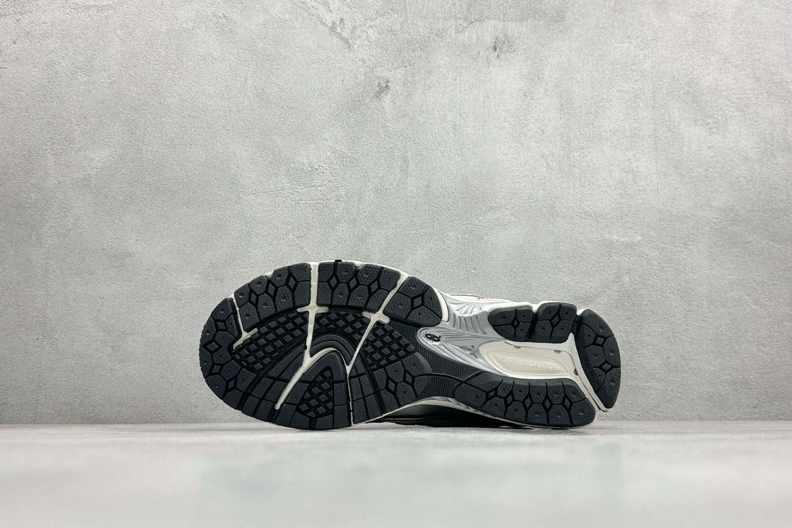 200 GS版New Balance M1906系列复古单品宝藏老爹鞋 M1906RER-Chinese UA Cheap High Quatity Brand Clothes Bags handbags Sneakers wholesale wholesaler seller from China Factory suppliers Fashion Clothing Shoes best Quality Beautiful Price 200 GS版New Balance M1906系列复古单品宝藏老爹鞋 M1906RER