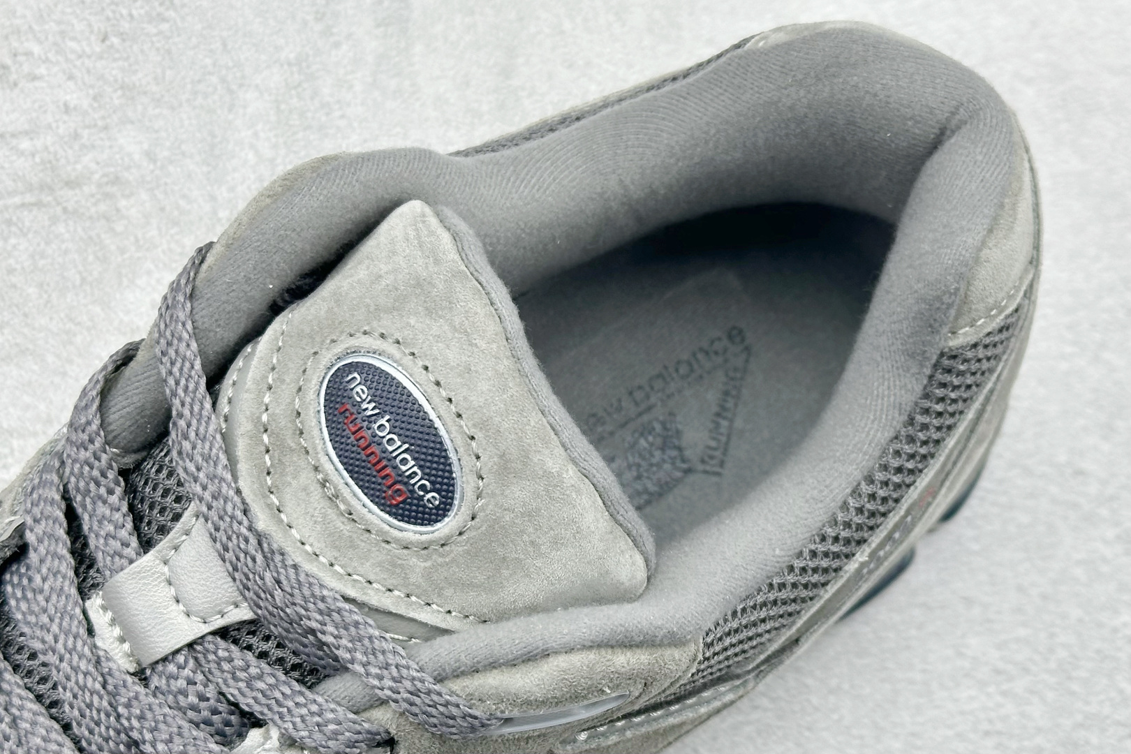 200 GS版New Balance ML2002系列 复古老爹风休闲运动慢跑鞋 ML2002RA-Chinese UA Cheap High Quatity Brand Clothes Bags handbags Sneakers wholesale wholesaler seller from China Factory suppliers Fashion Clothing Shoes best Quality Beautiful Price 200 GS版New Balance ML2002系列 复古老爹风休闲运动慢跑鞋 ML2002RA