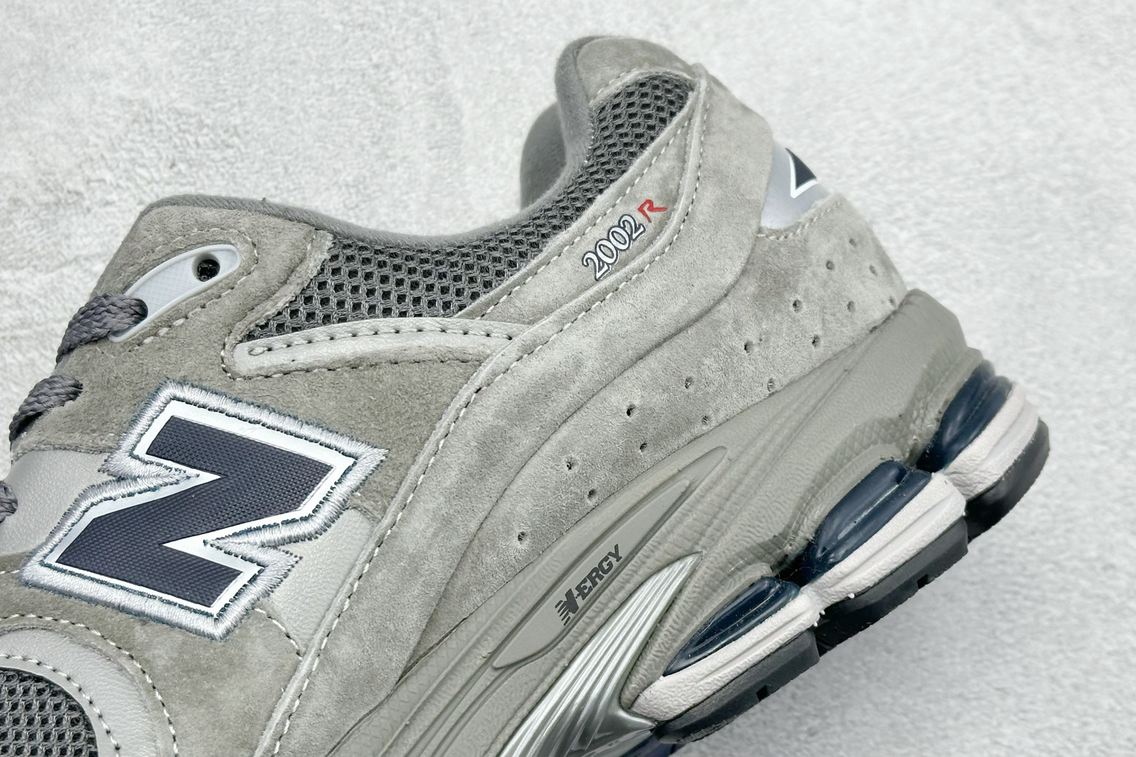 200 GS版New Balance ML2002系列 复古老爹风休闲运动慢跑鞋 ML2002RA-Chinese UA Cheap High Quatity Brand Clothes Bags handbags Sneakers wholesale wholesaler seller from China Factory suppliers Fashion Clothing Shoes best Quality Beautiful Price 200 GS版New Balance ML2002系列 复古老爹风休闲运动慢跑鞋 ML2002RA