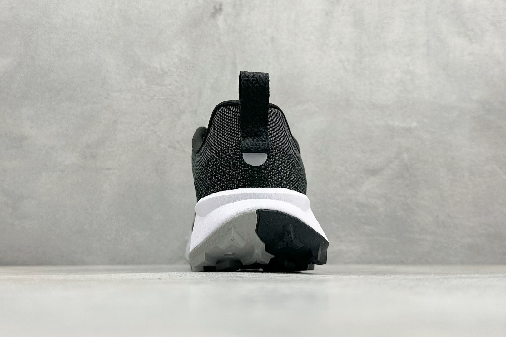 180 NIKE REACTX Wildhorse 10 户外运动越野跑步鞋 FV2338-001-Chinese UA Cheap High Quatity Brand Clothes Bags handbags Sneakers wholesale wholesaler seller from China Factory suppliers Fashion Clothing Shoes best Quality Beautiful Price 180 NIKE REACTX Wildhorse 10 户外运动越野跑步鞋 FV2338-001