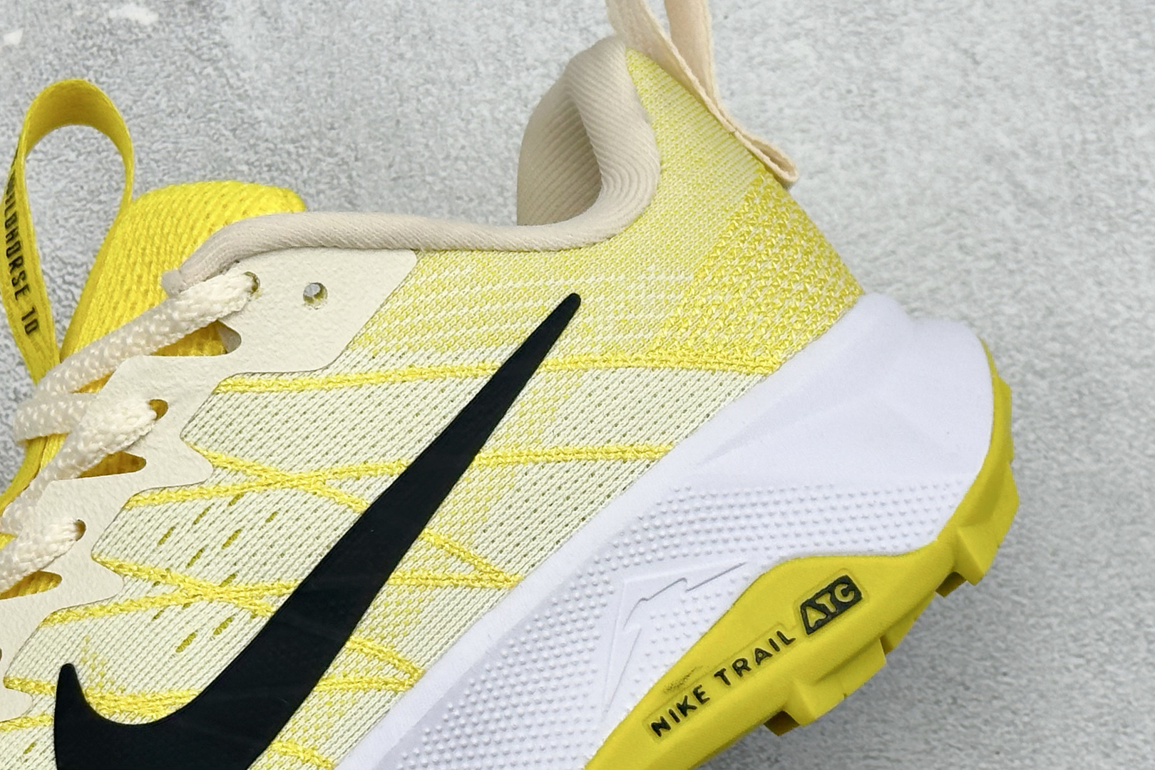 180 NIKE REACTX Wildhorse 10 户外运动越野跑步鞋 兼顾迅疾外观和稳固脚感 FV2338-700-Chinese UA Cheap High Quatity Brand Clothes Bags handbags Sneakers wholesale wholesaler seller from China Factory suppliers Fashion Clothing Shoes best Quality Beautiful Price 180 NIKE REACTX Wildhorse 10 户外运动越野跑步鞋 兼顾迅疾外观和稳固脚感 FV2338-700