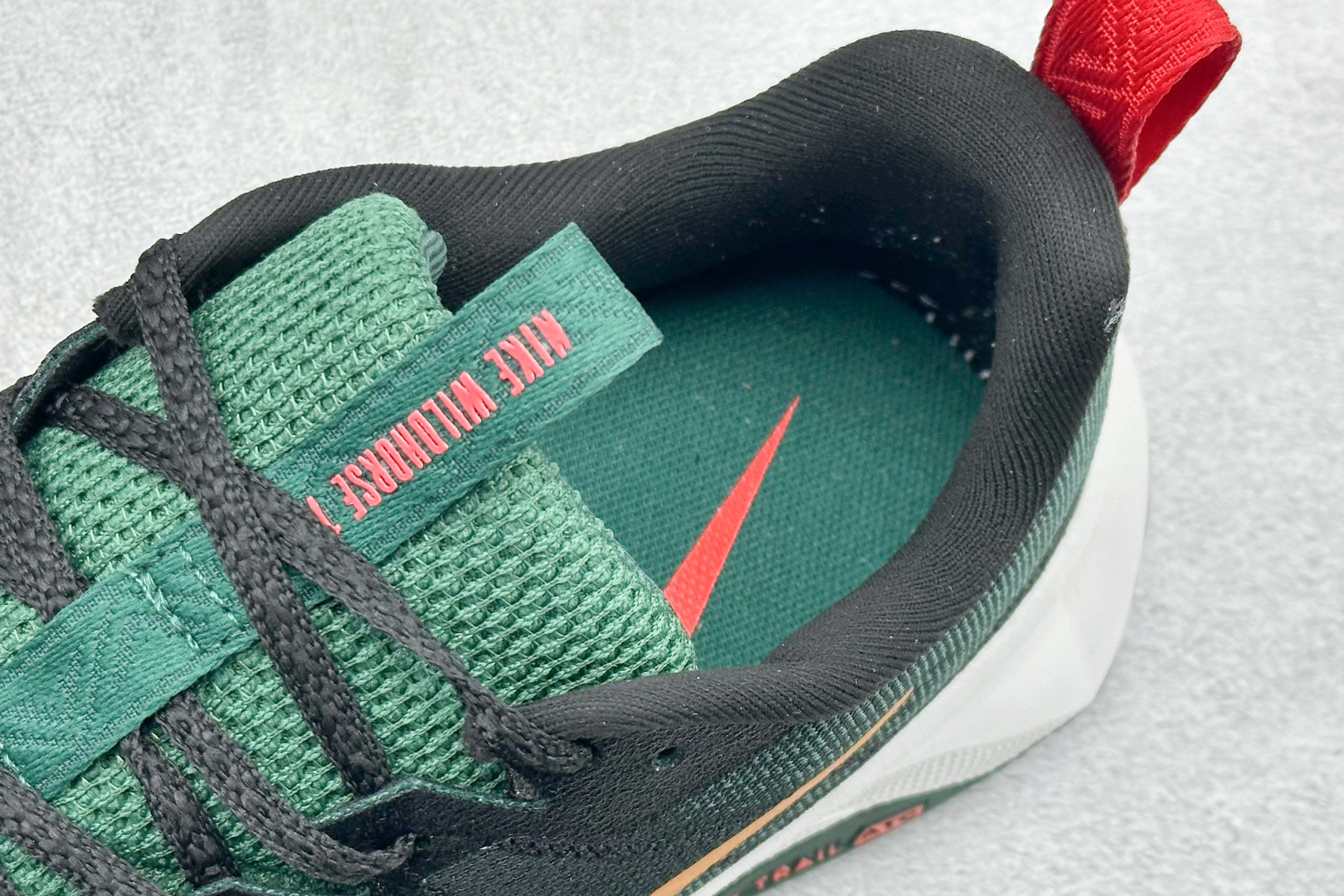180 NIKE REACTX Wildhorse 10 户外运动越野跑步鞋 兼顾迅疾外观和稳固脚感 FV2338-005-Chinese UA Cheap High Quatity Brand Clothes Bags handbags Sneakers wholesale wholesaler seller from China Factory suppliers Fashion Clothing Shoes best Quality Beautiful Price 180 NIKE REACTX Wildhorse 10 户外运动越野跑步鞋 兼顾迅疾外观和稳固脚感 FV2338-005