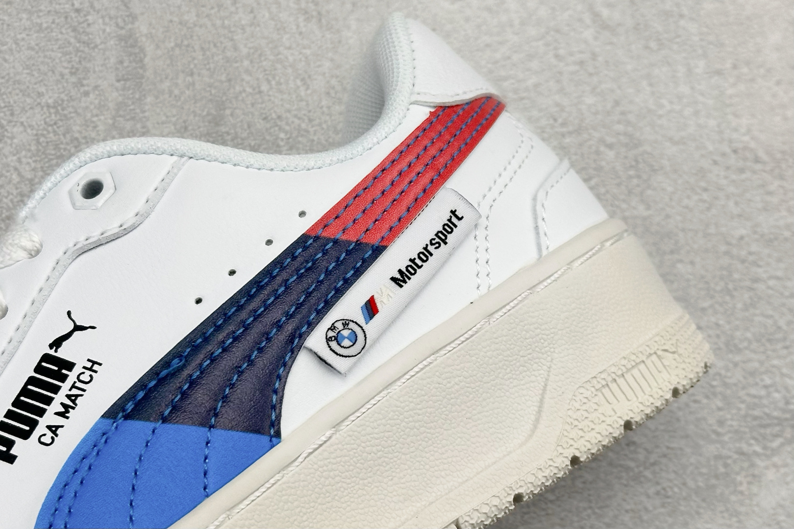 150 Puma Ferrari CA Match White Color 复古单品 彪马 防滑耐磨低帮板鞋 308621-13