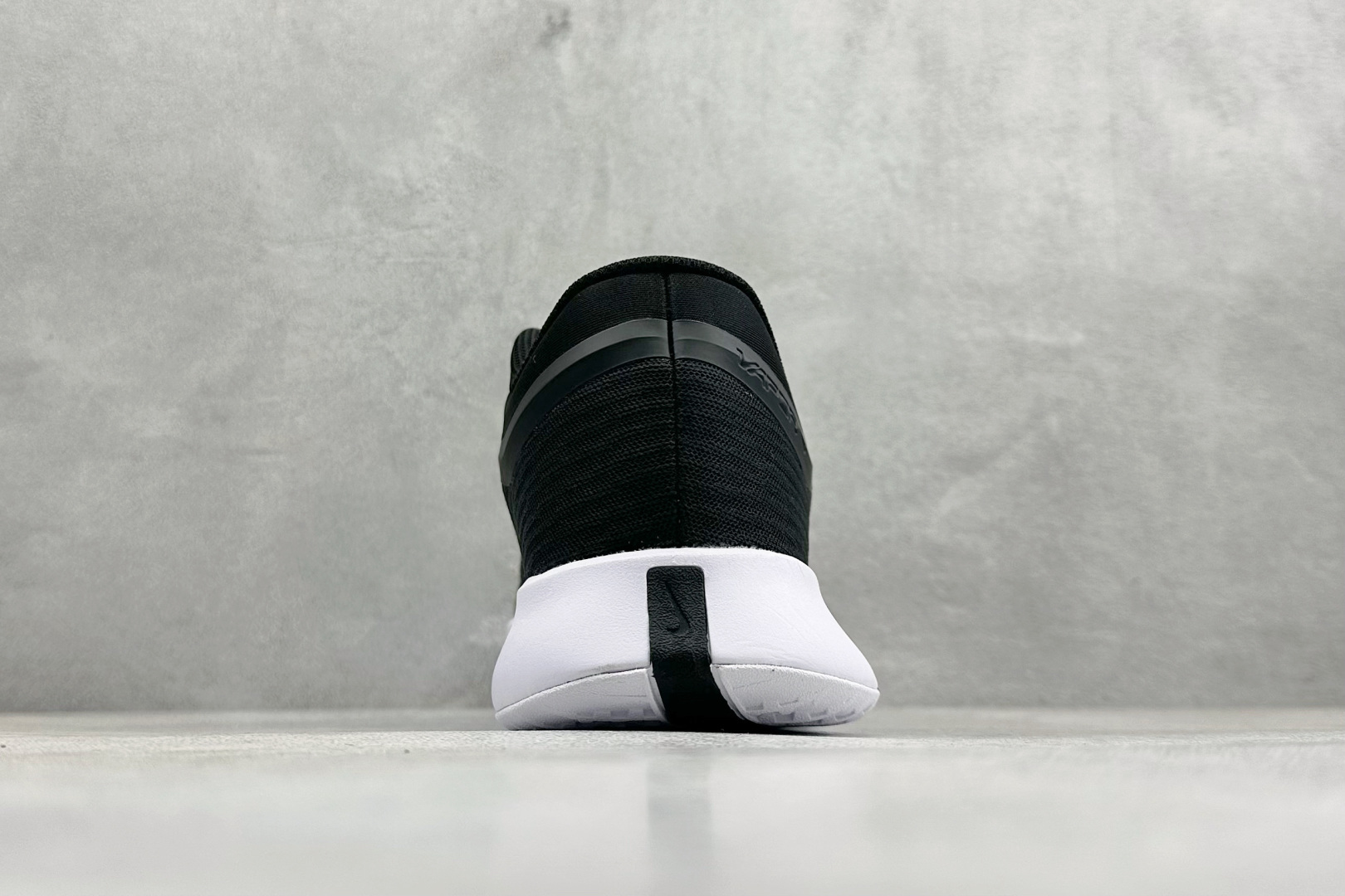 180 Nike M ZOOM VAPOR PRO 3 舒适百搭减震低帮网球鞋 FZ2161-002-Chinese UA Cheap High Quatity Brand Clothes Bags handbags Sneakers wholesale wholesaler seller from China Factory suppliers Fashion Clothing Shoes best Quality Beautiful Price 180 Nike M ZOOM VAPOR PRO 3 舒适百搭减震低帮网球鞋 FZ2161-002