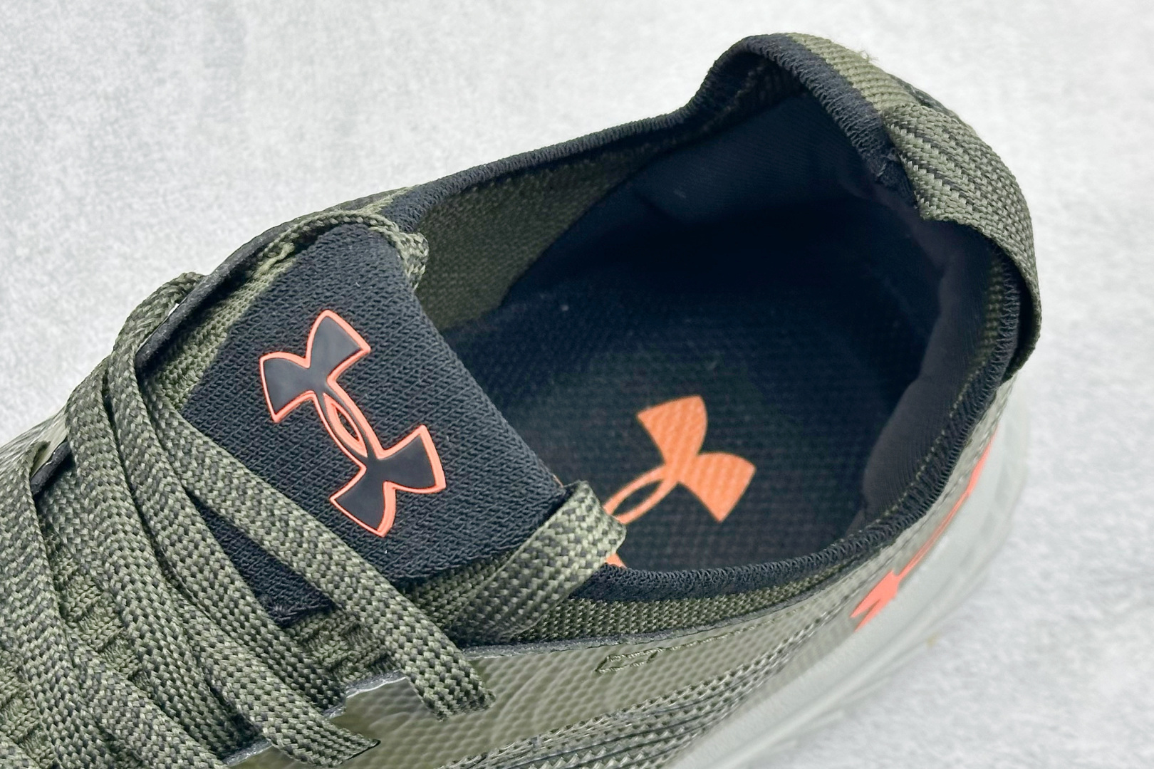 190 安德玛UAHOVR CG REACTOR CT透气休闲运动跑步鞋-Chinese UA Cheap High Quatity Brand Clothes Bags handbags Sneakers wholesale wholesaler seller from China Factory suppliers Fashion Clothing Shoes best Quality Beautiful Price 190 安德玛UAHOVR CG REACTOR CT透气休闲运动跑步鞋