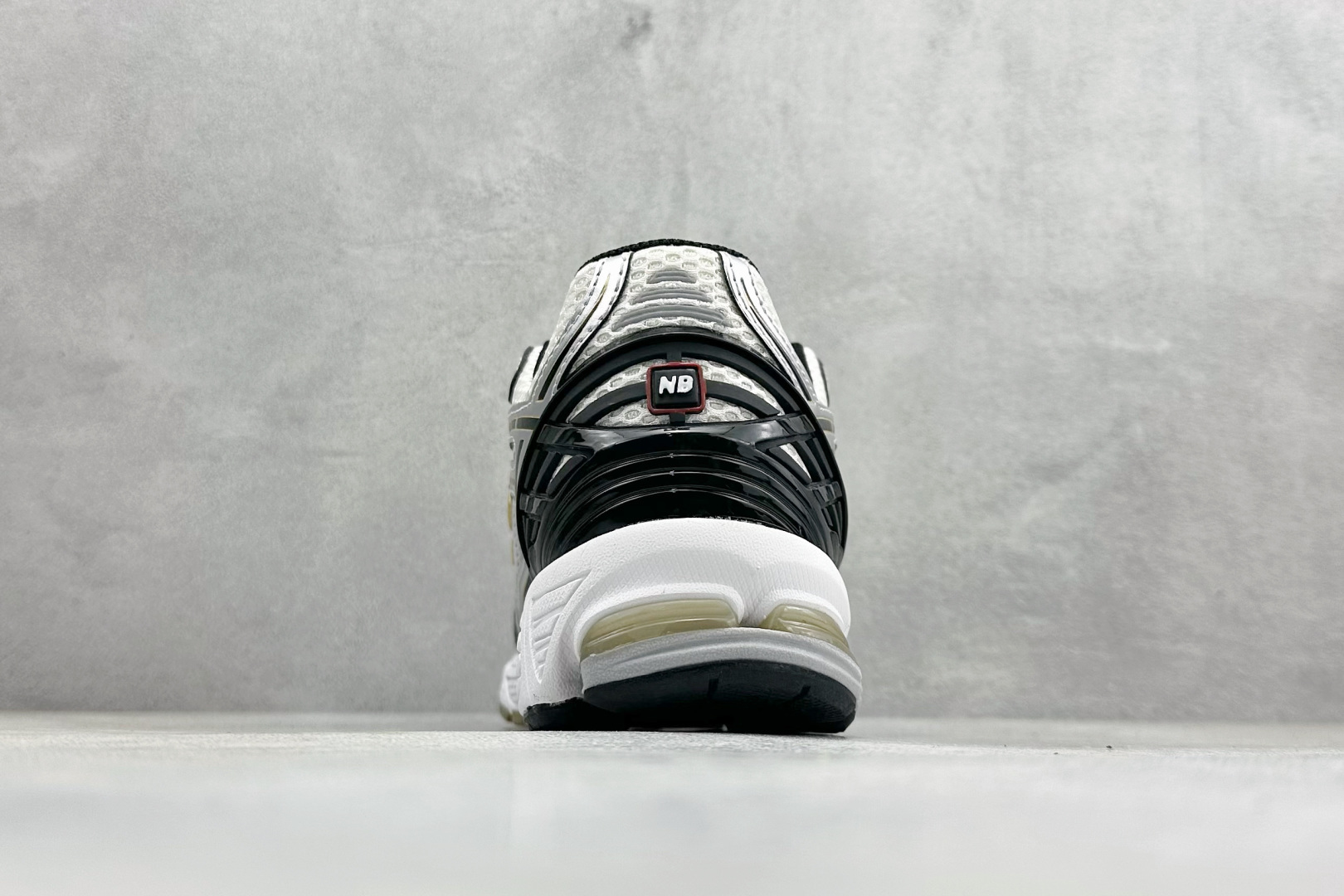 200 GS版New Balance M1906系列复古单品宝藏老爹鞋 M1906RA-Chinese UA Cheap High Quatity Brand Clothes Bags handbags Sneakers wholesale wholesaler seller from China Factory suppliers Fashion Clothing Shoes best Quality Beautiful Price 200 GS版New Balance M1906系列复古单品宝藏老爹鞋 M1906RA