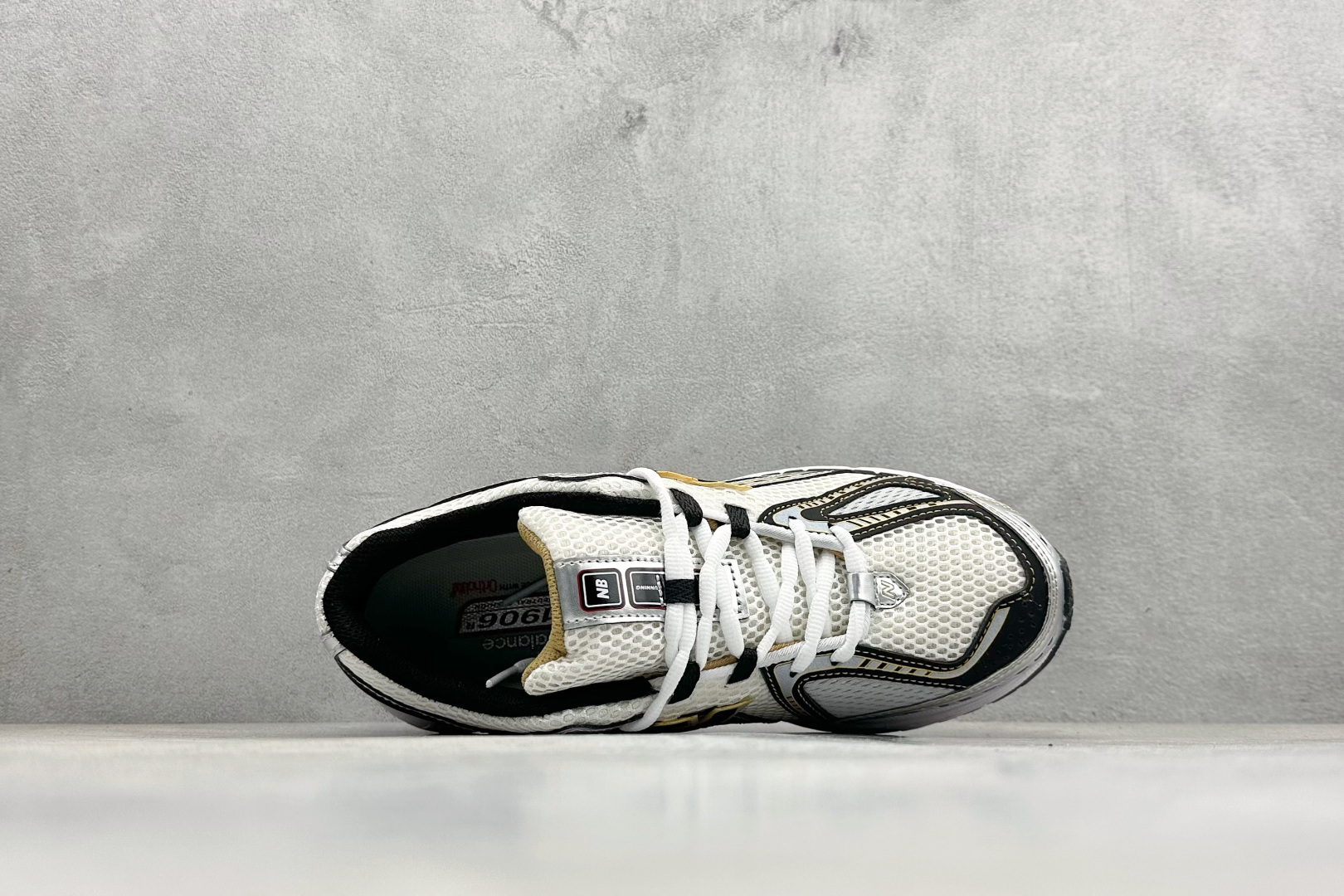 200 GS版New Balance M1906系列复古单品宝藏老爹鞋 M1906RA-Chinese UA Cheap High Quatity Brand Clothes Bags handbags Sneakers wholesale wholesaler seller from China Factory suppliers Fashion Clothing Shoes best Quality Beautiful Price 200 GS版New Balance M1906系列复古单品宝藏老爹鞋 M1906RA