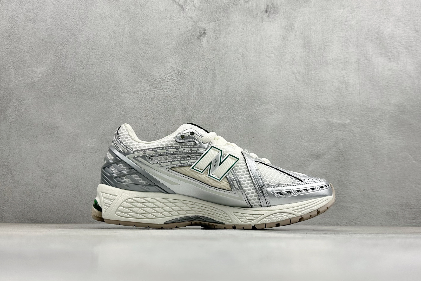 GS版New Balance M1906系列复古单品宝藏老爹鞋 M1906REE-Top High Quatity Cheap Sneakers Fashion Clothing Clothes Bags handbags Shoes of all Brand wholesale With The best Quality And Beautiful Price from China Factory Chinese suppliers wholesaler seller GS版New Balance M1906系列复古单品宝藏老爹鞋 M1906REE