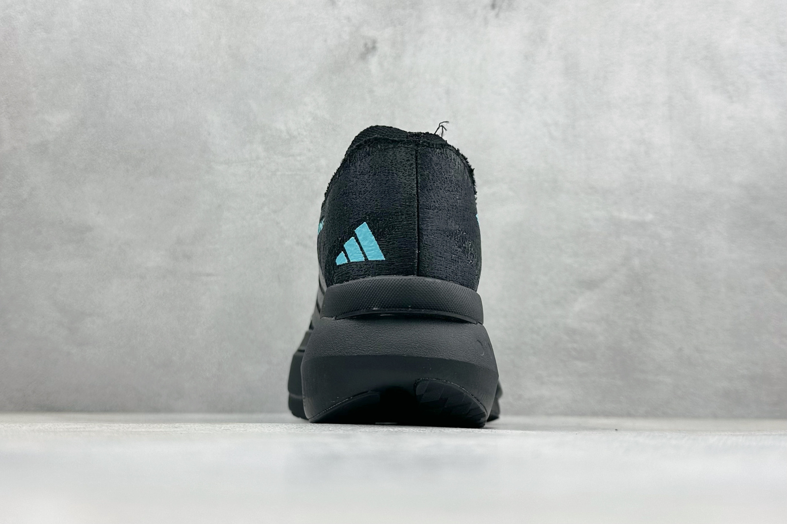 220 YH版Adidas Adizero Prime X3 Strung 舒适防滑耐磨低帮跑步鞋 JR7411-Chinese UA Cheap High Quatity Brand Clothes Bags handbags Sneakers wholesale wholesaler seller from China Factory suppliers Fashion Clothing Shoes best Quality Beautiful Price 220 YH版Adidas Adizero Prime X3 Strung 舒适防滑耐磨低帮跑步鞋 JR7411