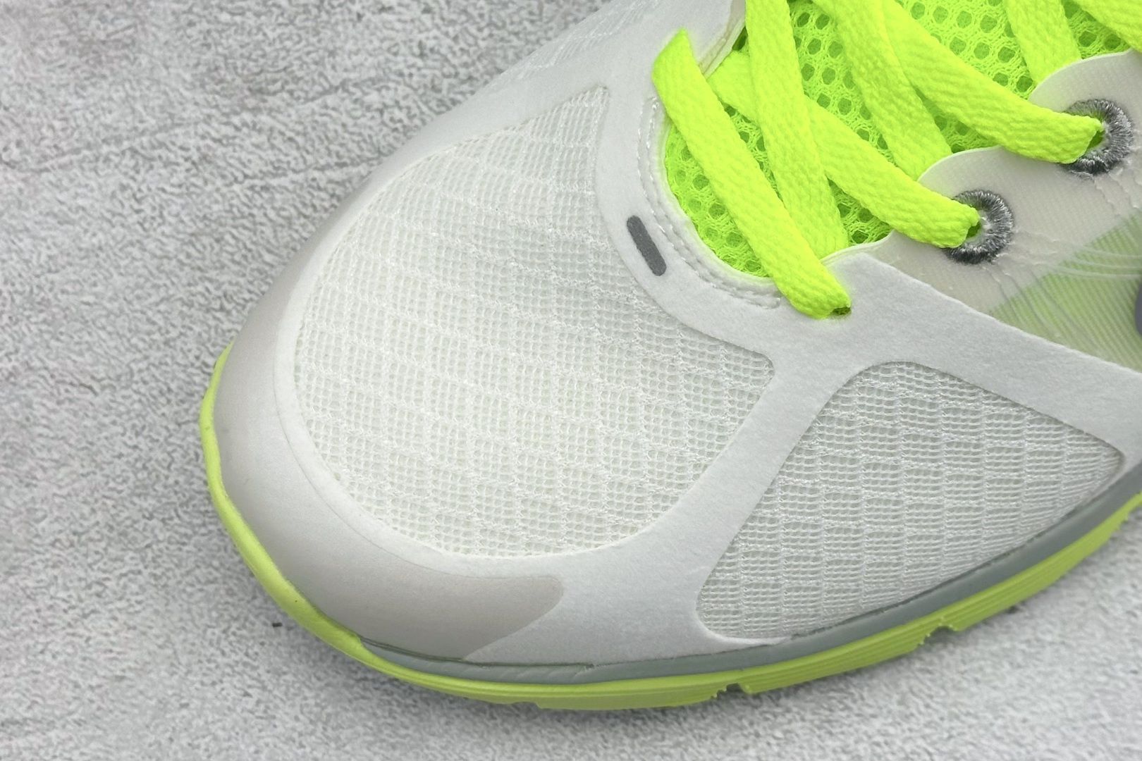 200 NIKE LUNARGLIDE+2 耐克简约舒适防滑耐磨经典低帮跑鞋 407647-100-Chinese UA Cheap High Quatity Brand Clothes Bags handbags Sneakers wholesale wholesaler seller from China Factory suppliers Fashion Clothing Shoes best Quality Beautiful Price 200 NIKE LUNARGLIDE+2 耐克简约舒适防滑耐磨经典低帮跑鞋 407647-100