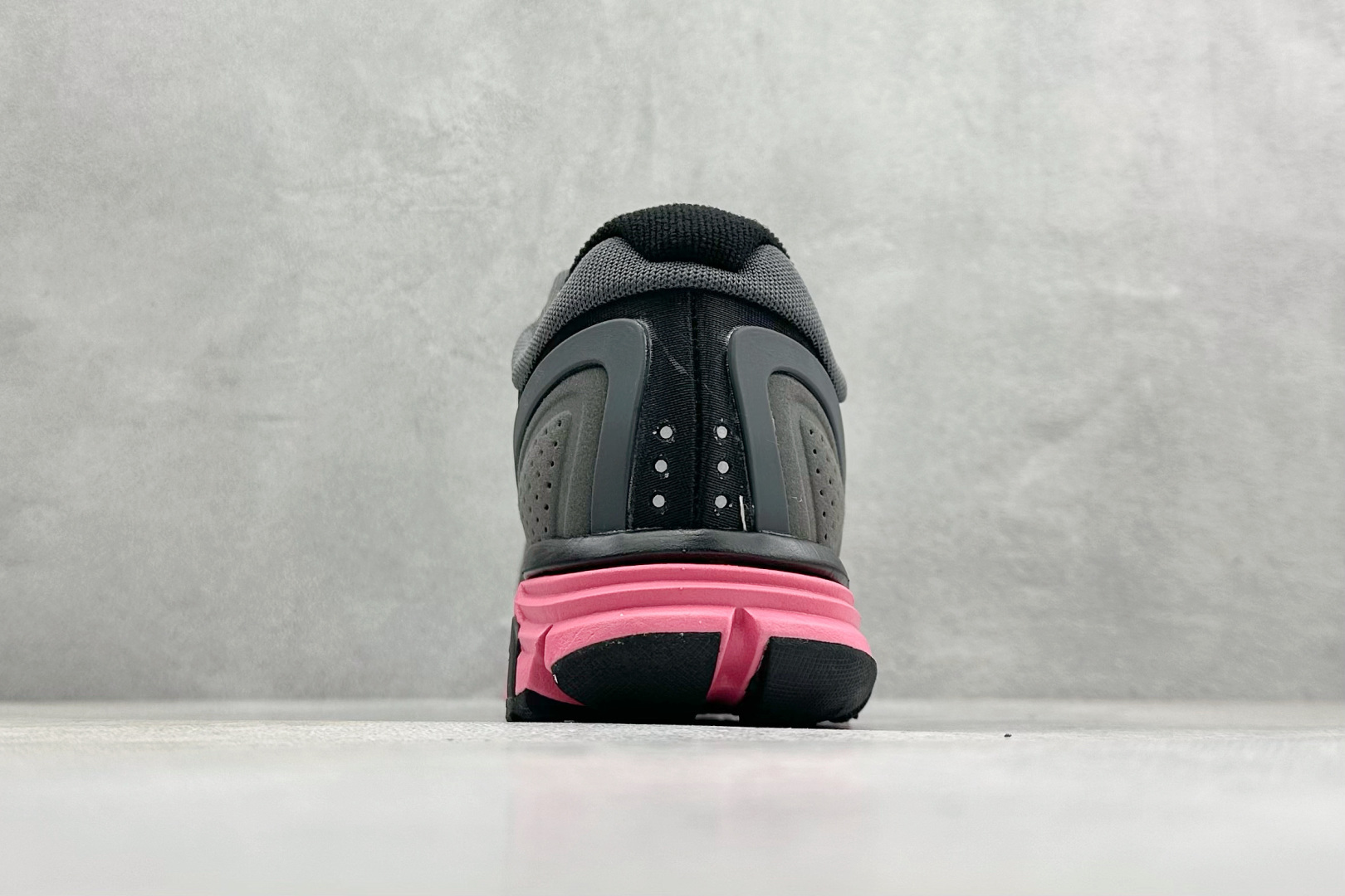 200 NIKE LUNARGLIDE+2 耐克简约舒适防滑耐磨经典低帮跑鞋 407647-060-Chinese UA Cheap High Quatity Brand Clothes Bags handbags Sneakers wholesale wholesaler seller from China Factory suppliers Fashion Clothing Shoes best Quality Beautiful Price 200 NIKE LUNARGLIDE+2 耐克简约舒适防滑耐磨经典低帮跑鞋 407647-060