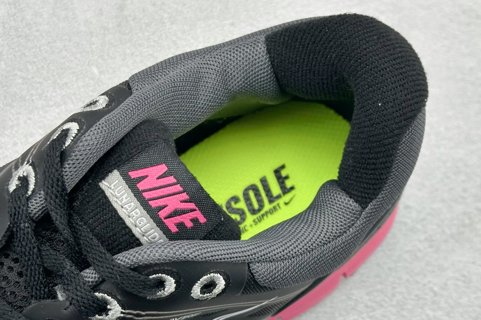 200 NIKE LUNARGLIDE+2 耐克简约舒适防滑耐磨经典低帮跑鞋 407647-060-Chinese UA Cheap High Quatity Brand Clothes Bags handbags Sneakers wholesale wholesaler seller from China Factory suppliers Fashion Clothing Shoes best Quality Beautiful Price 200 NIKE LUNARGLIDE+2 耐克简约舒适防滑耐磨经典低帮跑鞋 407647-060