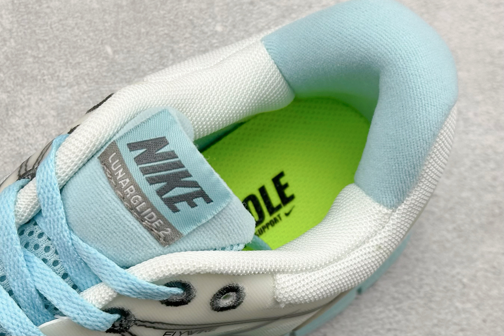 200 NIKE LUNARGLIDE+2 耐克简约舒适防滑耐磨经典低帮跑鞋 407647-04-Chinese UA Cheap High Quatity Brand Clothes Bags handbags Sneakers wholesale wholesaler seller from China Factory suppliers Fashion Clothing Shoes best Quality Beautiful Price 200 NIKE LUNARGLIDE+2 耐克简约舒适防滑耐磨经典低帮跑鞋 407647-04